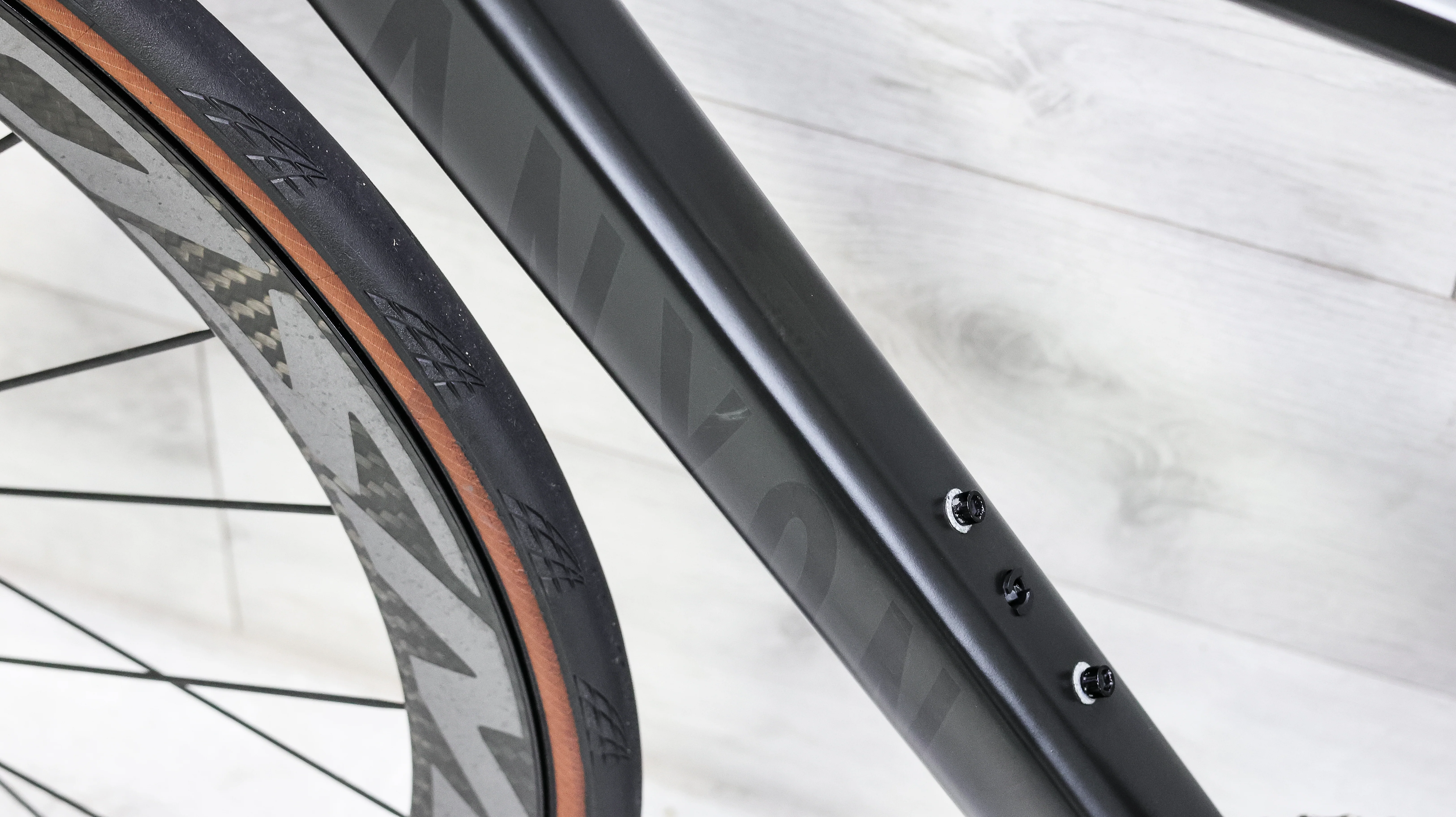 Canyon Ultimate CF SLX Disc 9.0 SL Road Bike - 2018, XX-Small - Image 16