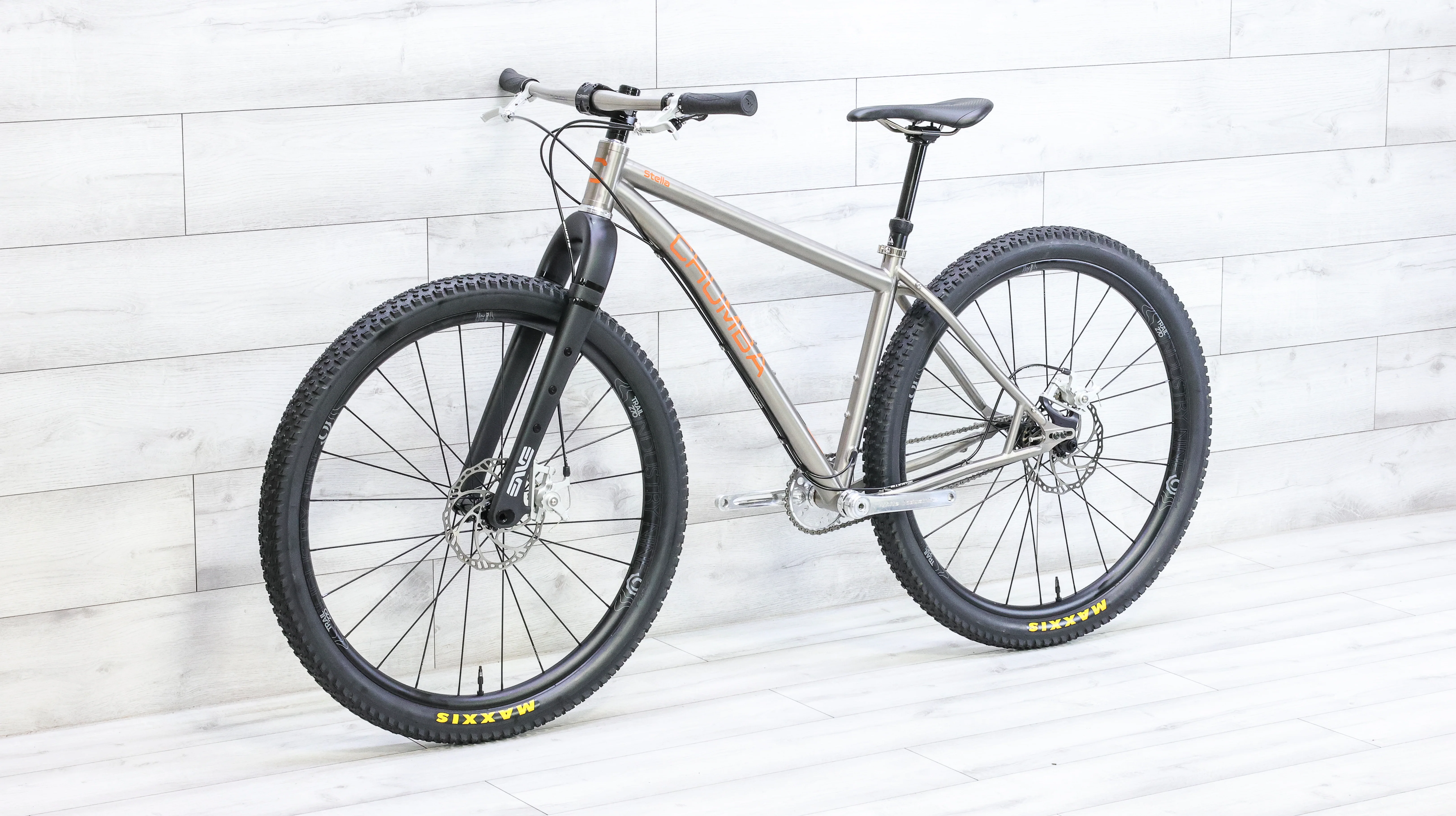 Chumba Stella Titanium Single Speed Mountain Bike - 2021, Medium - Image 4
