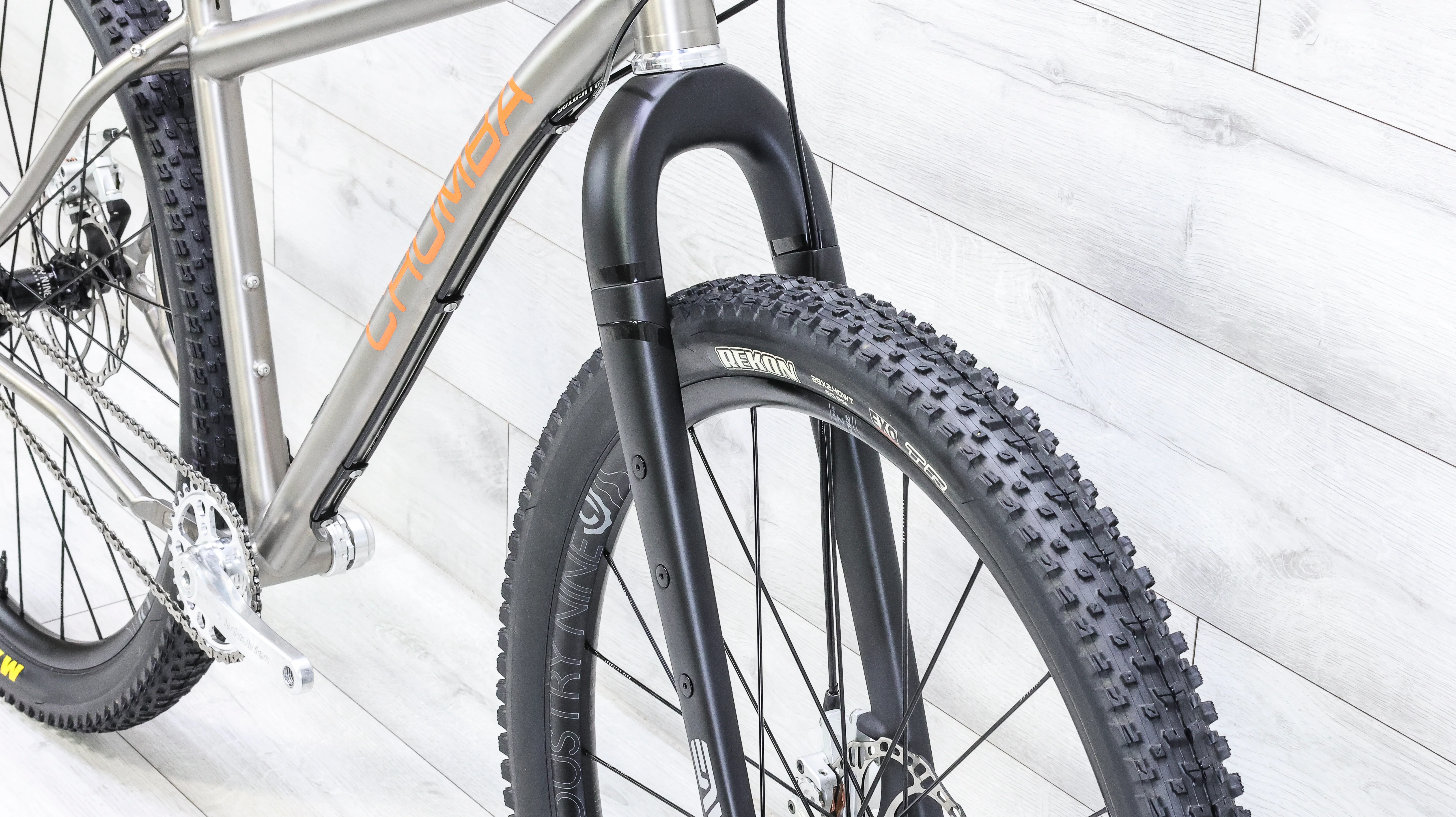 Chumba Stella Titanium Single Speed Mountain Bike - 2021, Medium - Image 8