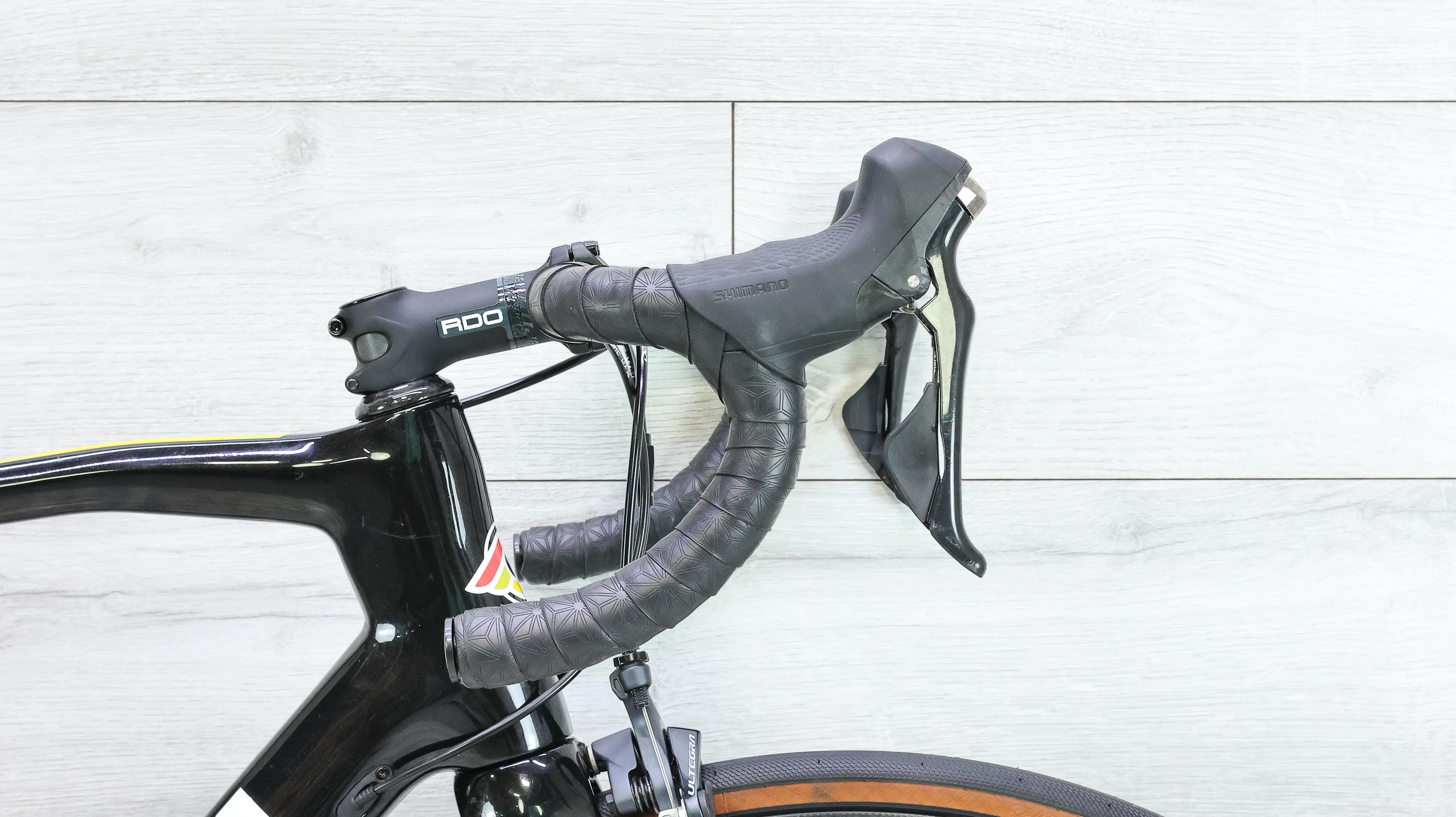 Cinelli Superstar Shimano Ultegra Road Bike - 2021, Large - Image 9