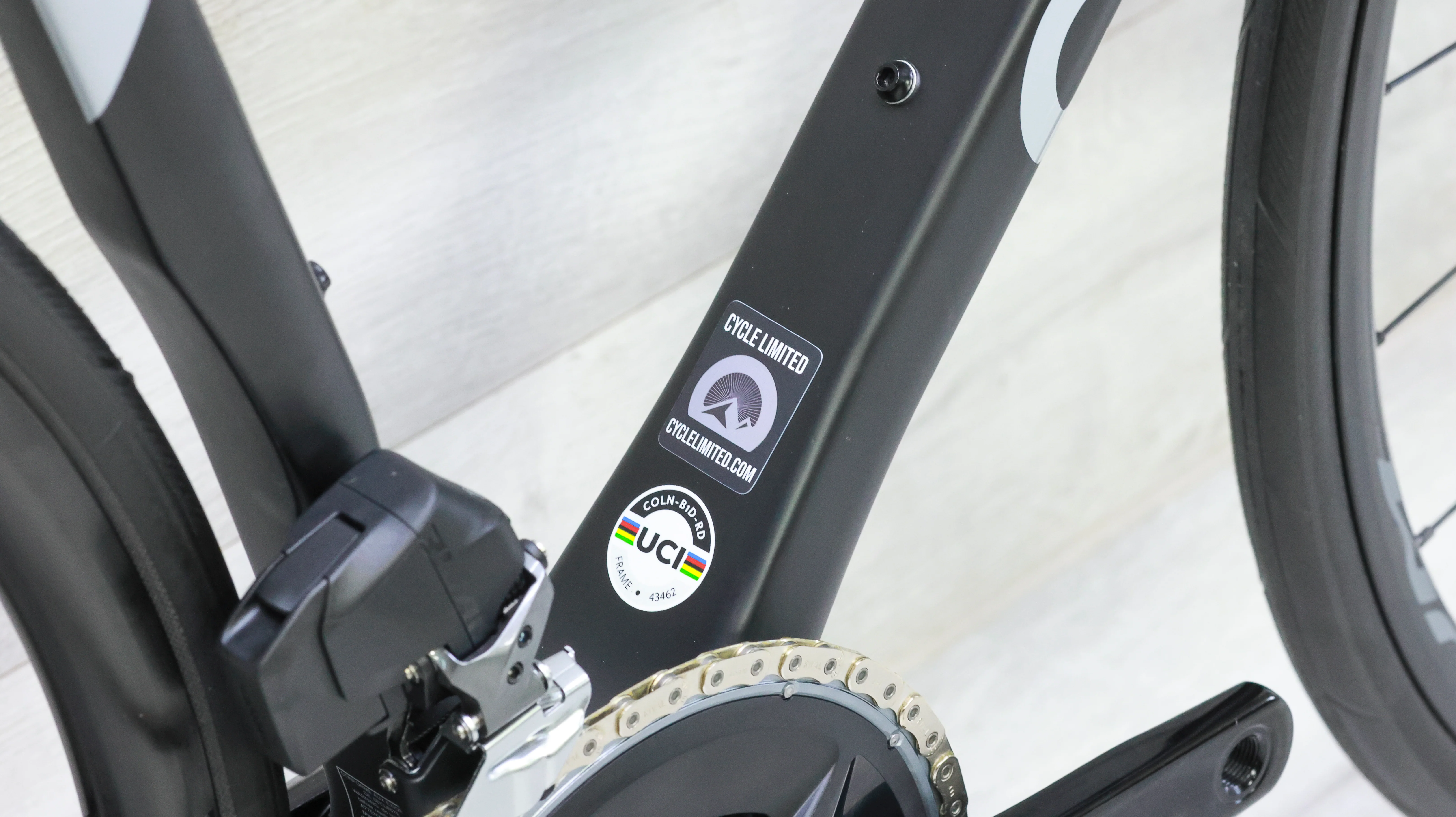 Colnago V3 Disc Rival AXS Road Bike - 2024, 52cm - Image 3