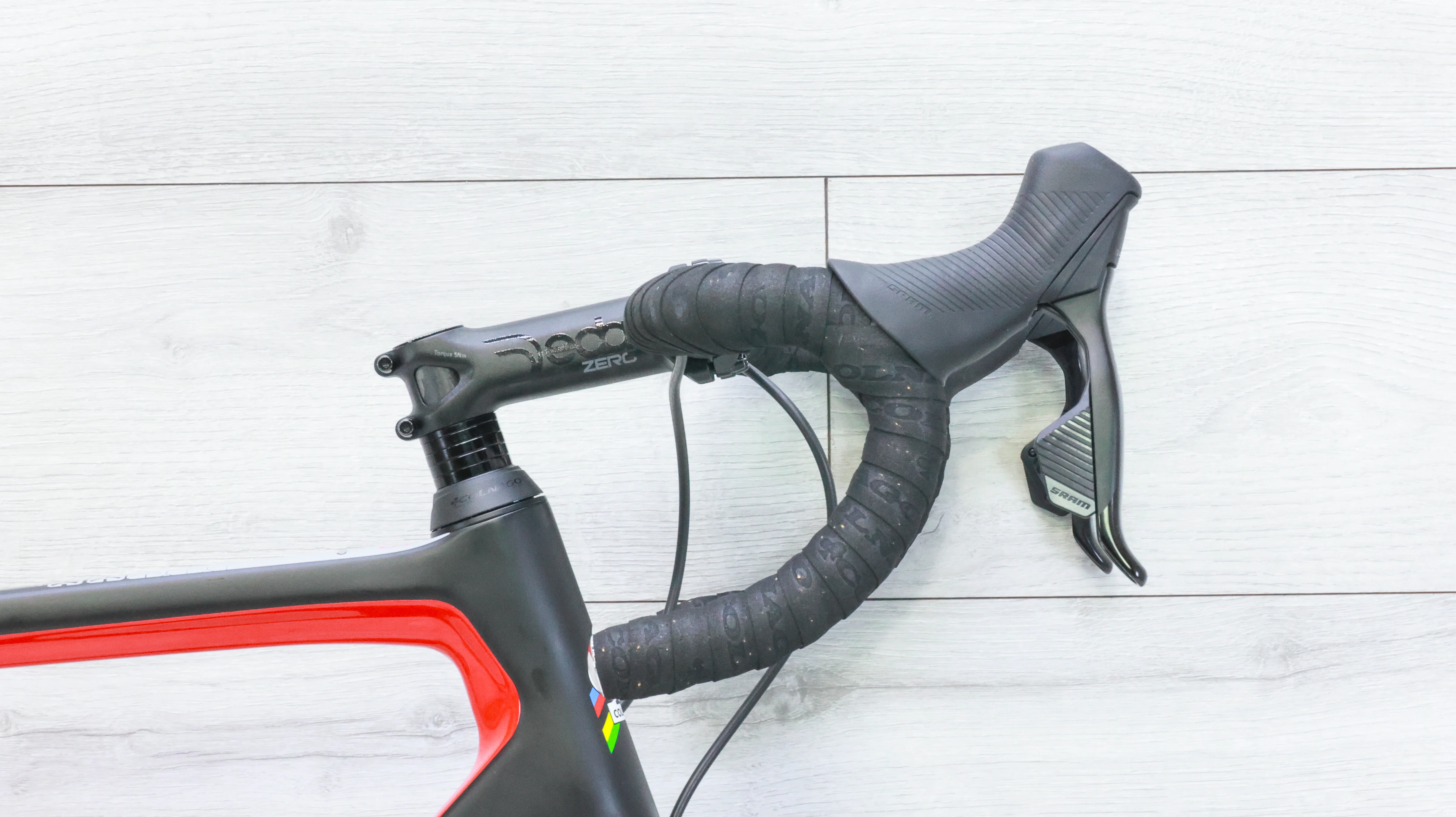 Colnago V3 Disc Rival AXS Road Bike - 2024, 52cm - Image 9