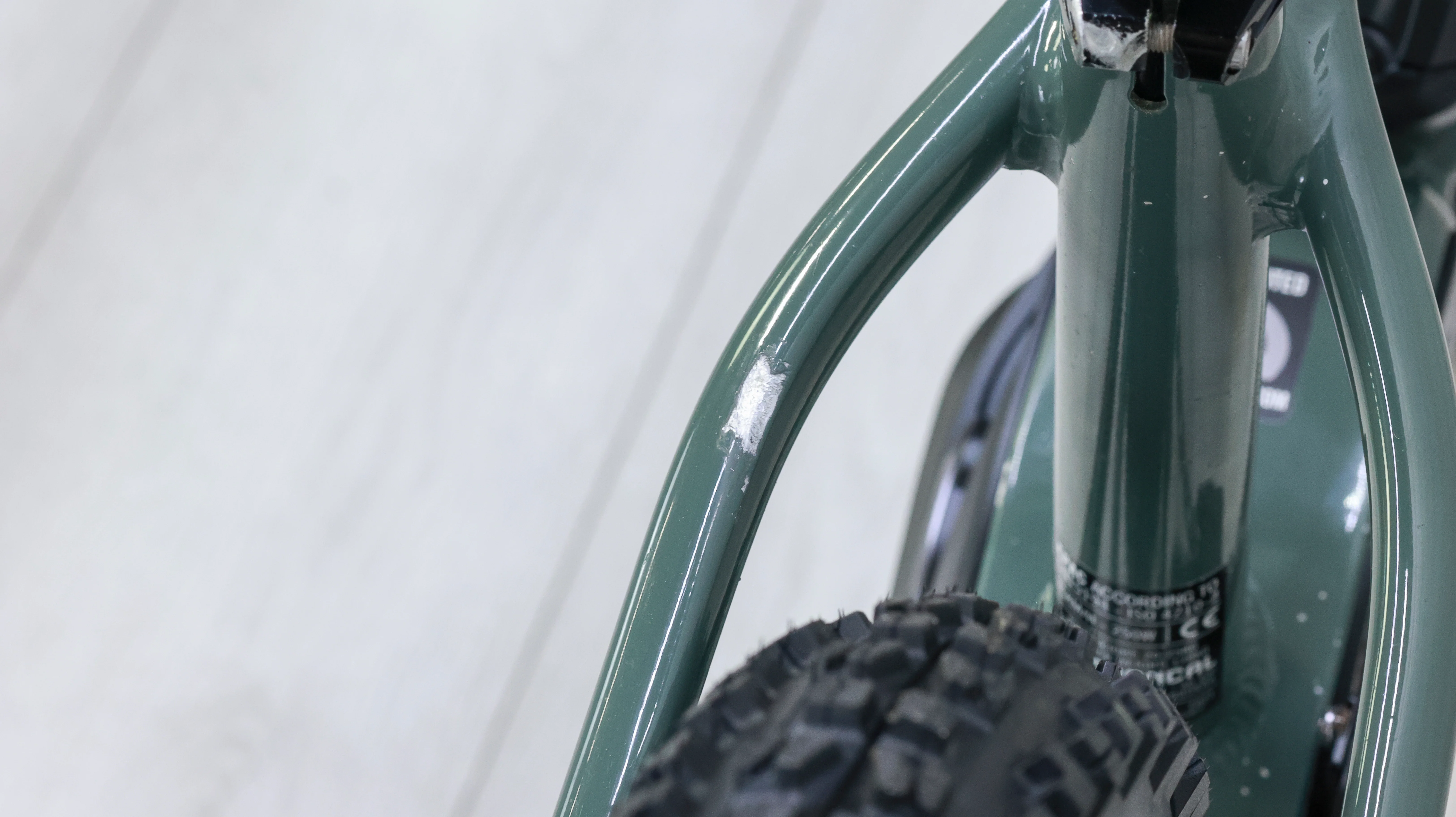 Commencal Meta HT 24 Power Kids Mountain E-Bike - 2022 - Image 17
