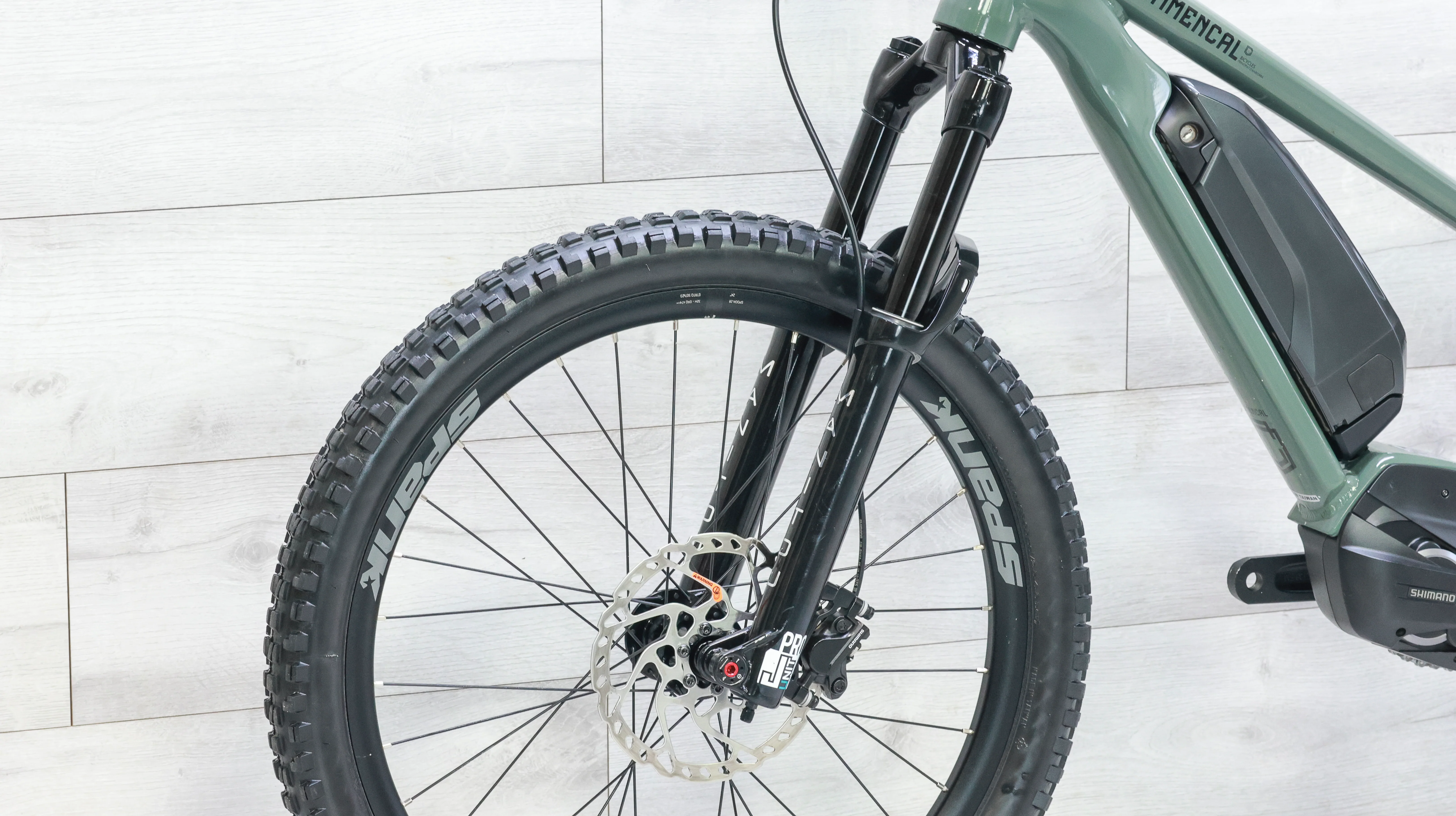 Commencal Meta HT 24 Power Kids Mountain E-Bike - 2022 - Image 9
