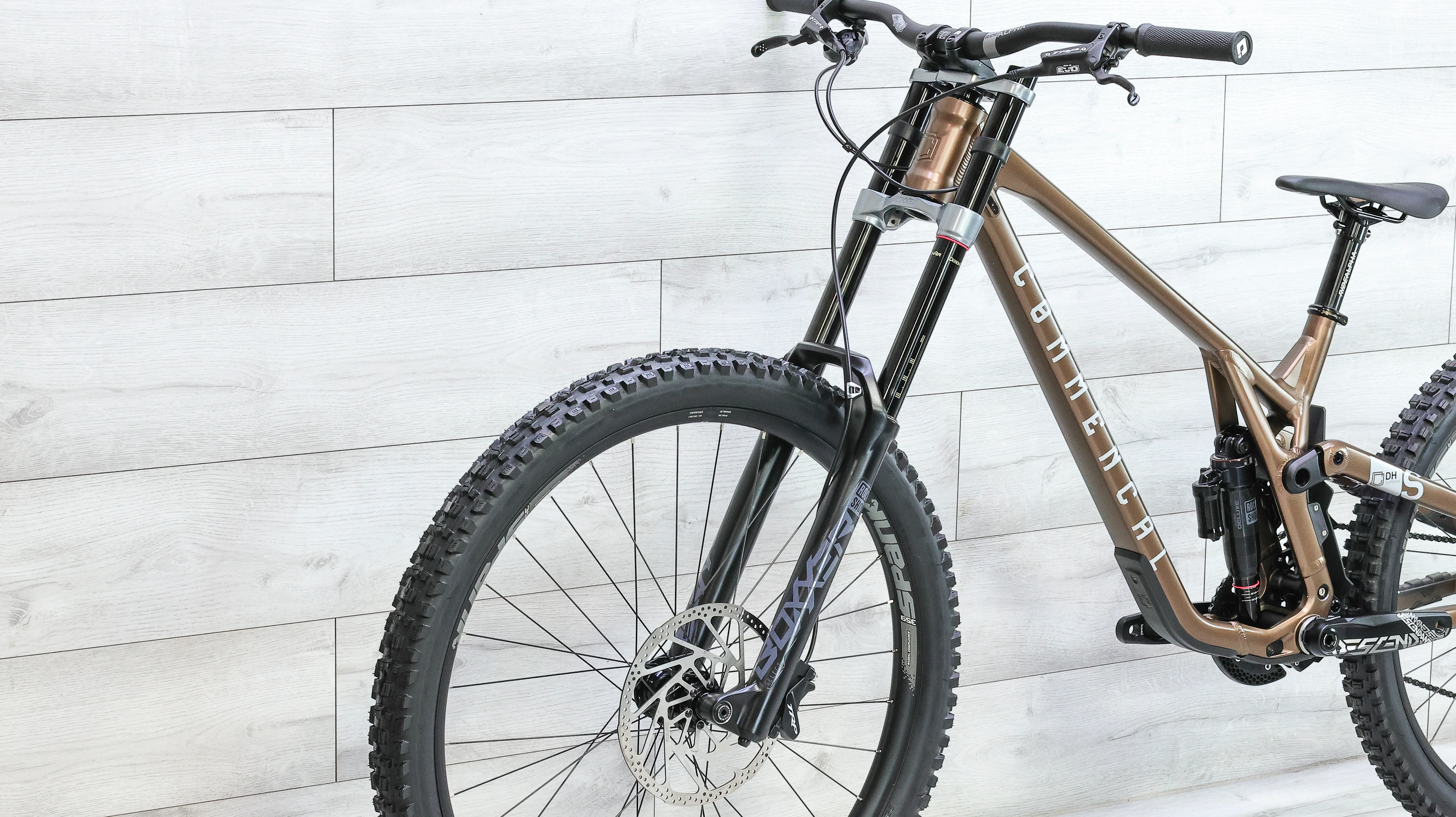 Commencal SUPREME DH V5 RIDE Downhill Bike - 2023, Large - Image 9