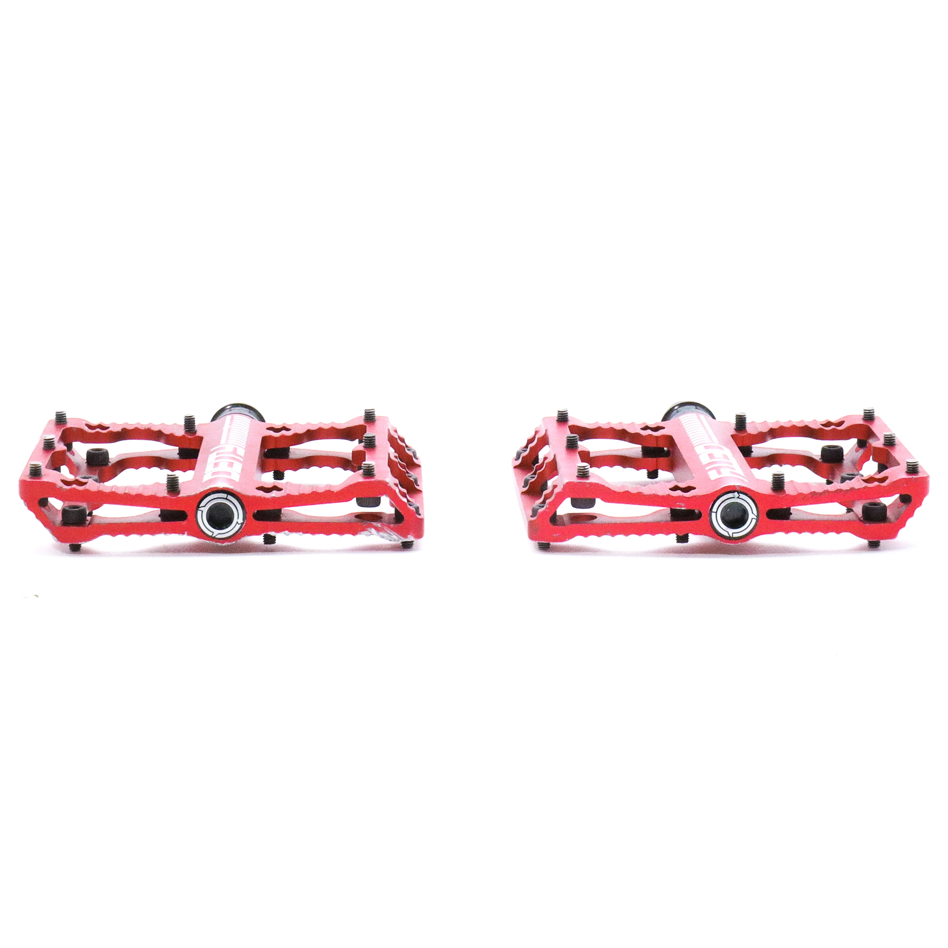 Deity Black Kat Platform MTB Bike Pedals - 429g, Red - Image 2