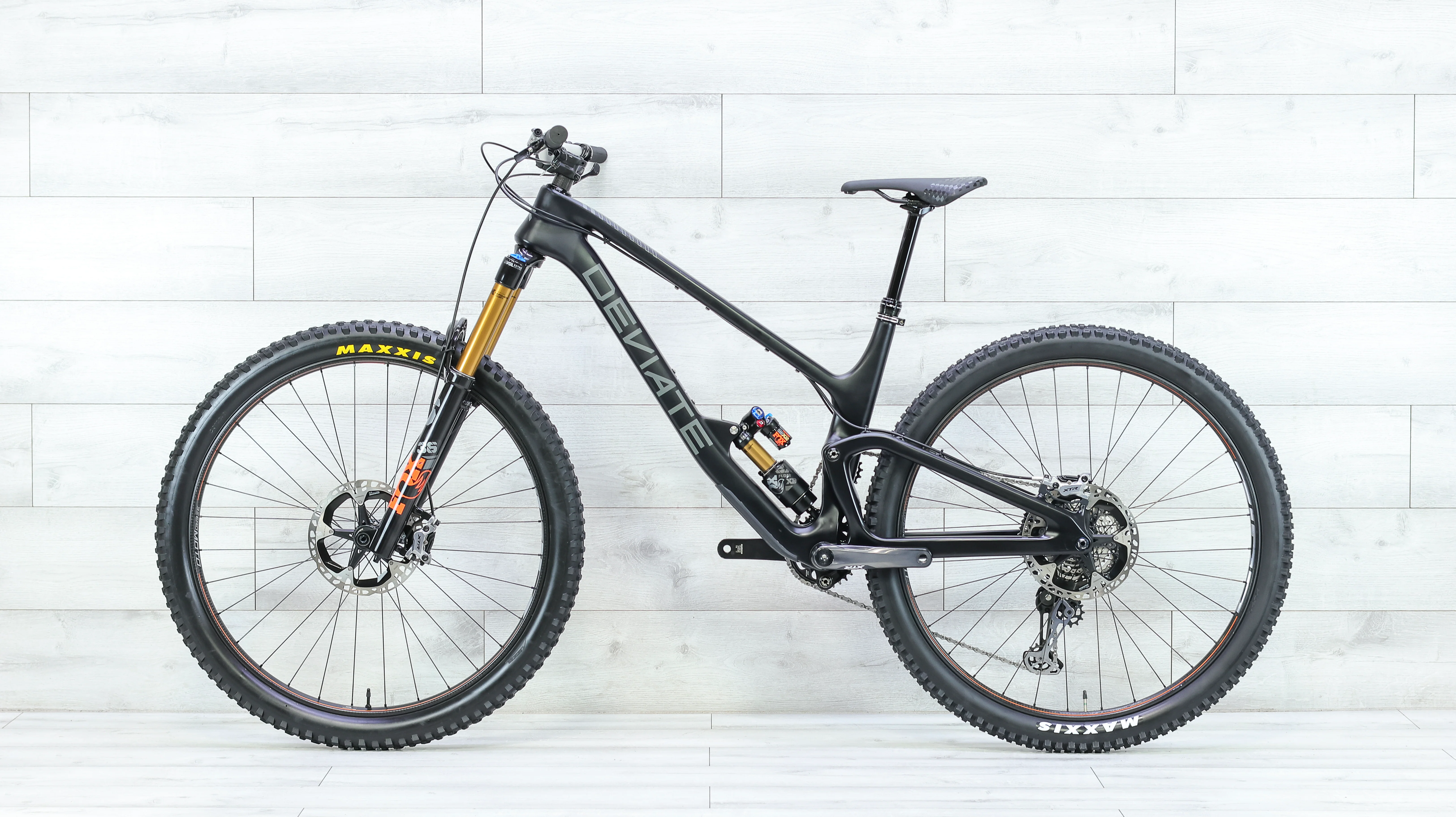 Deviate Highlander 140 Mountain Bike - 2021, Large - Image 2