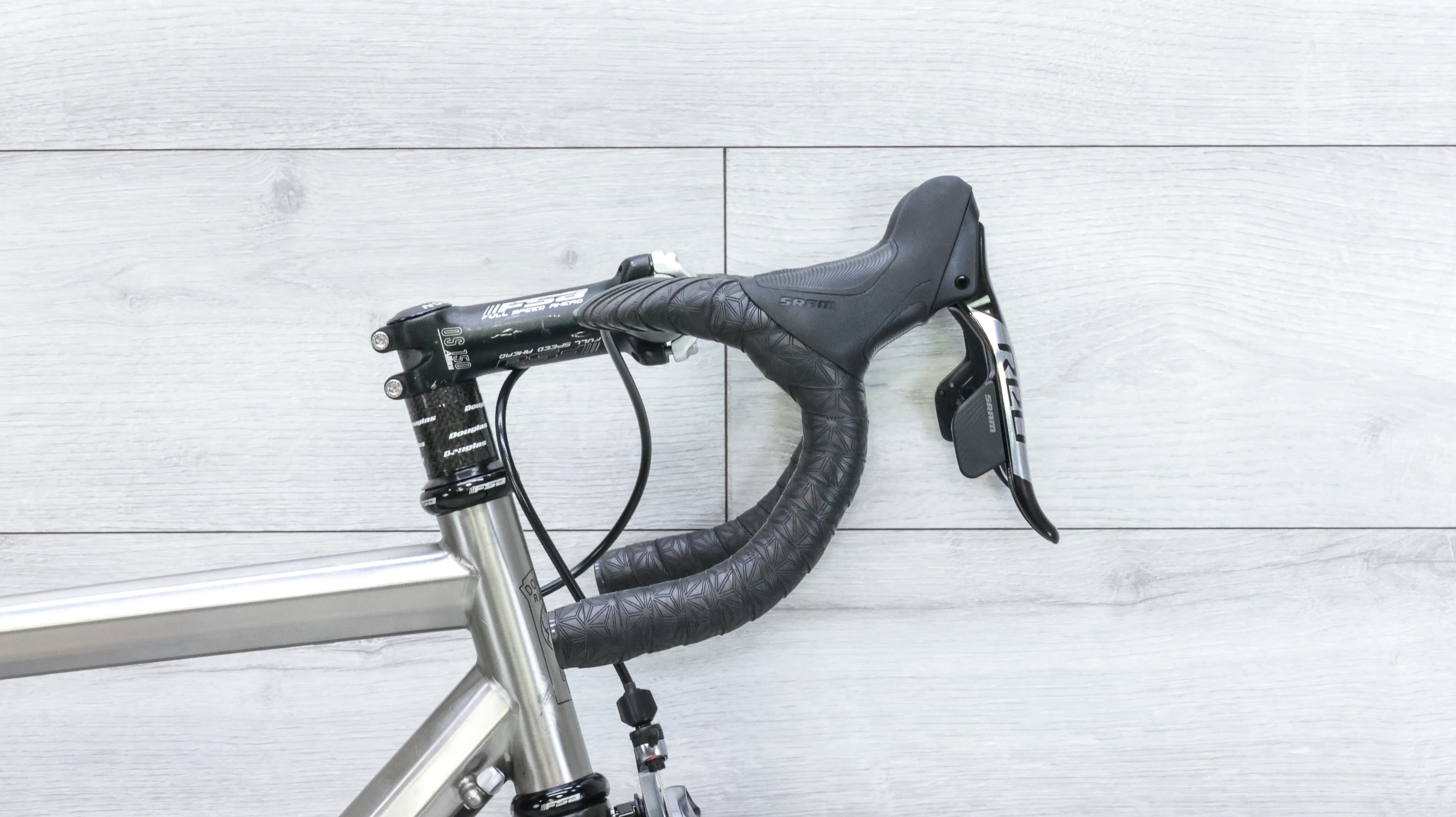 Douglas Racing Titanium Red eTap Road Bike - 2014, 54cm - Image 9