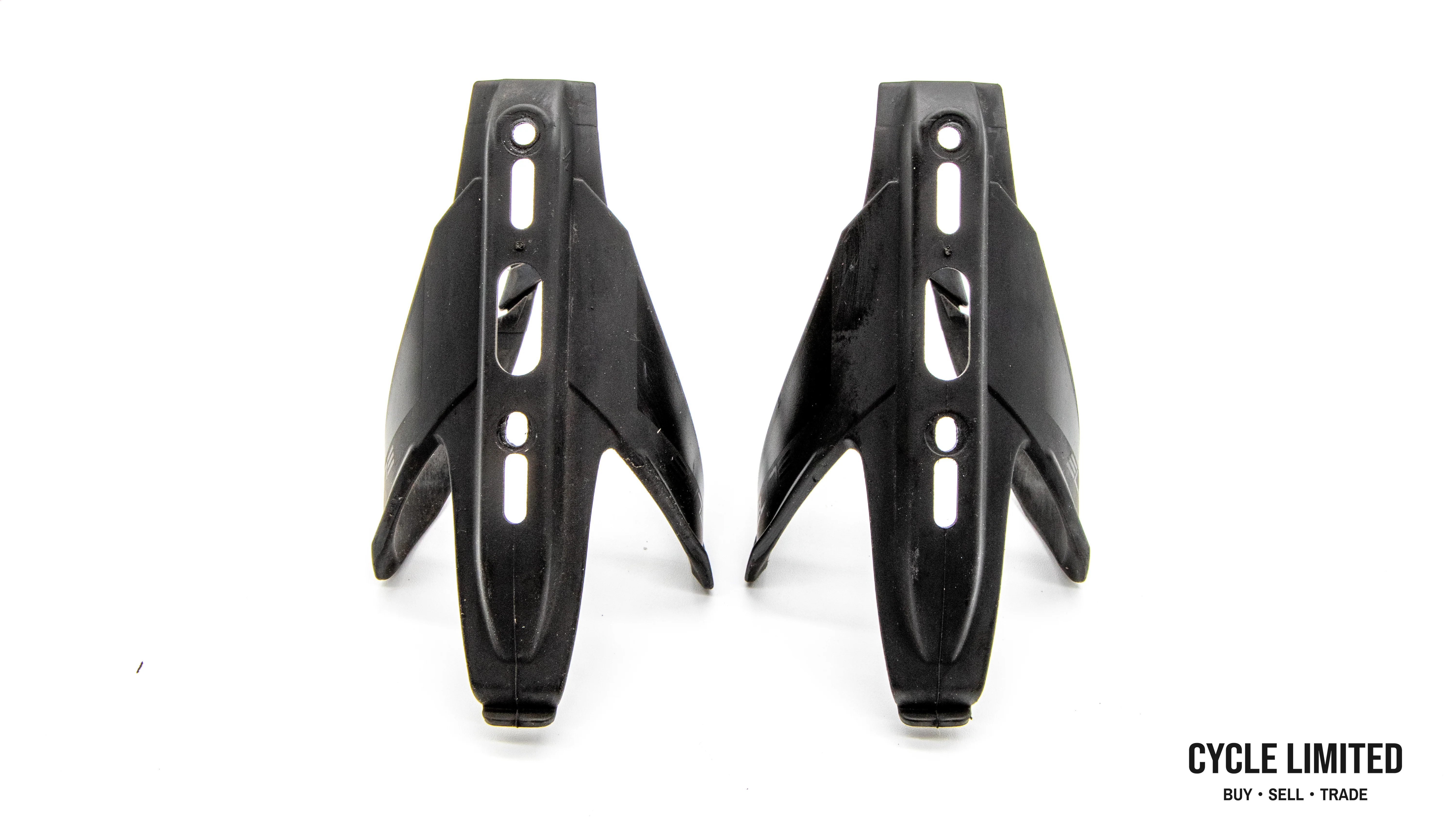 Elite Custom Race Skin Black Soft Touch Bottle Cage 84g - Image 3