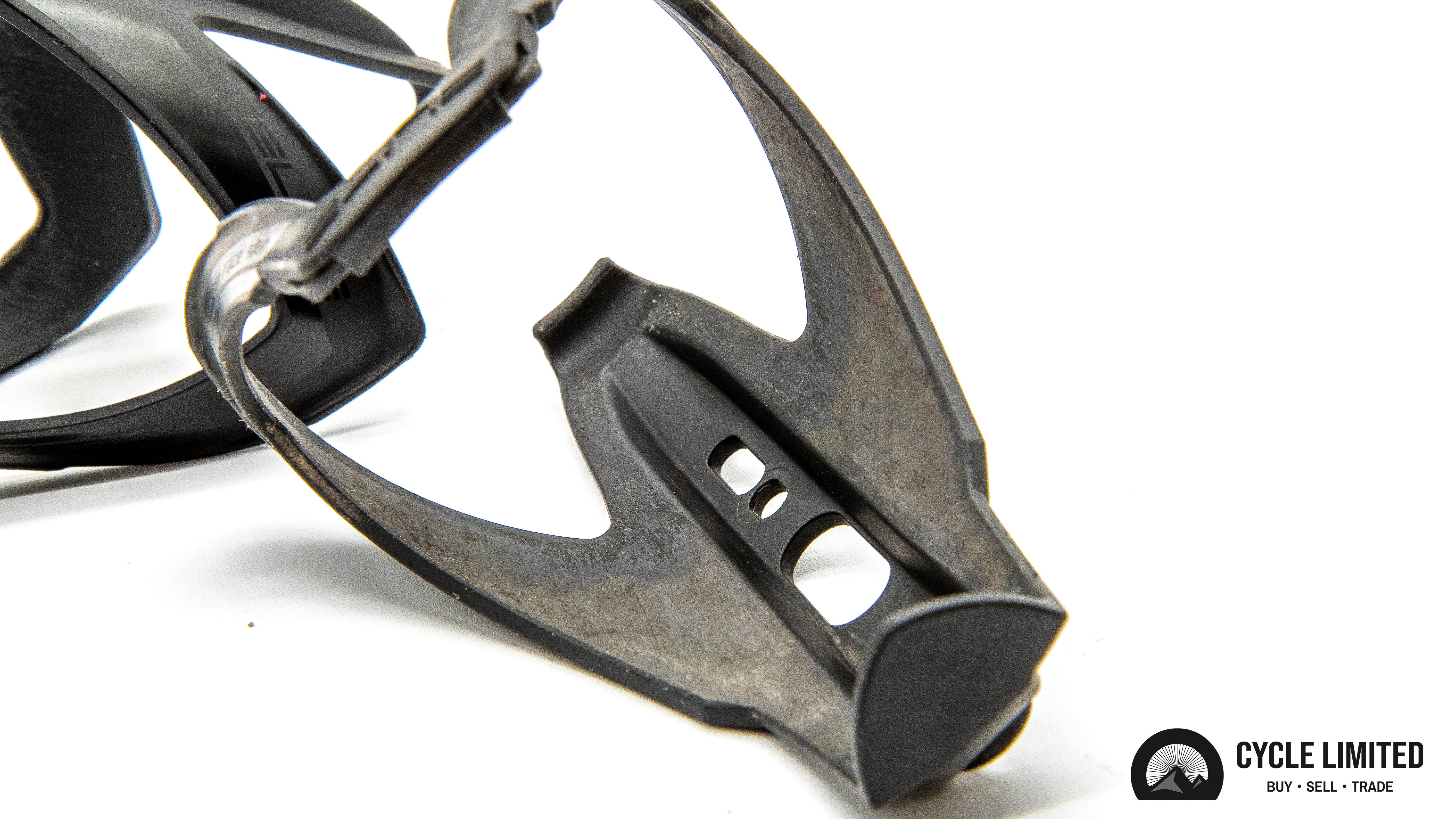 Elite Custom Skin Black Soft Touch Black Bottle Cages Pair 86g - Image 4