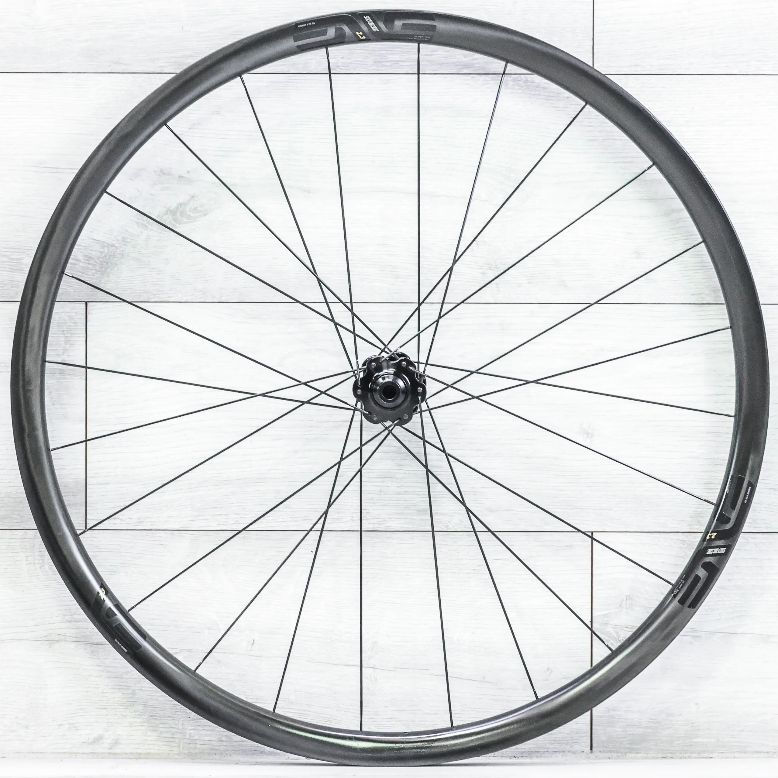 ENVE SES 2.3 Carbon Disc Wheelset β 700c, Tubeless, Center Lock, XDR 12-Speed - Image 2