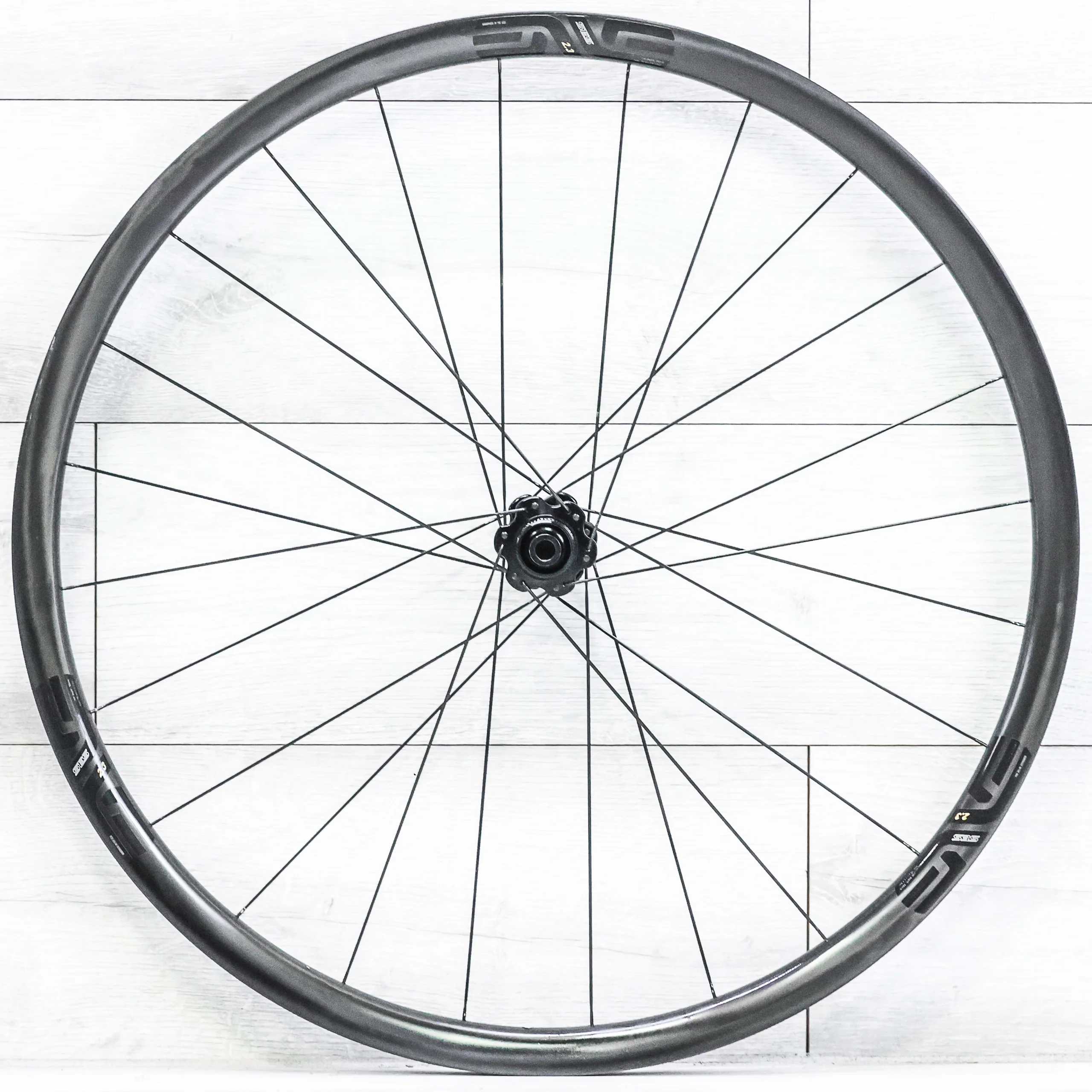 ENVE SES 2.3 Carbon Disc Wheelset β 700c, Tubeless, Center Lock, XDR 12-Speed - Image 6
