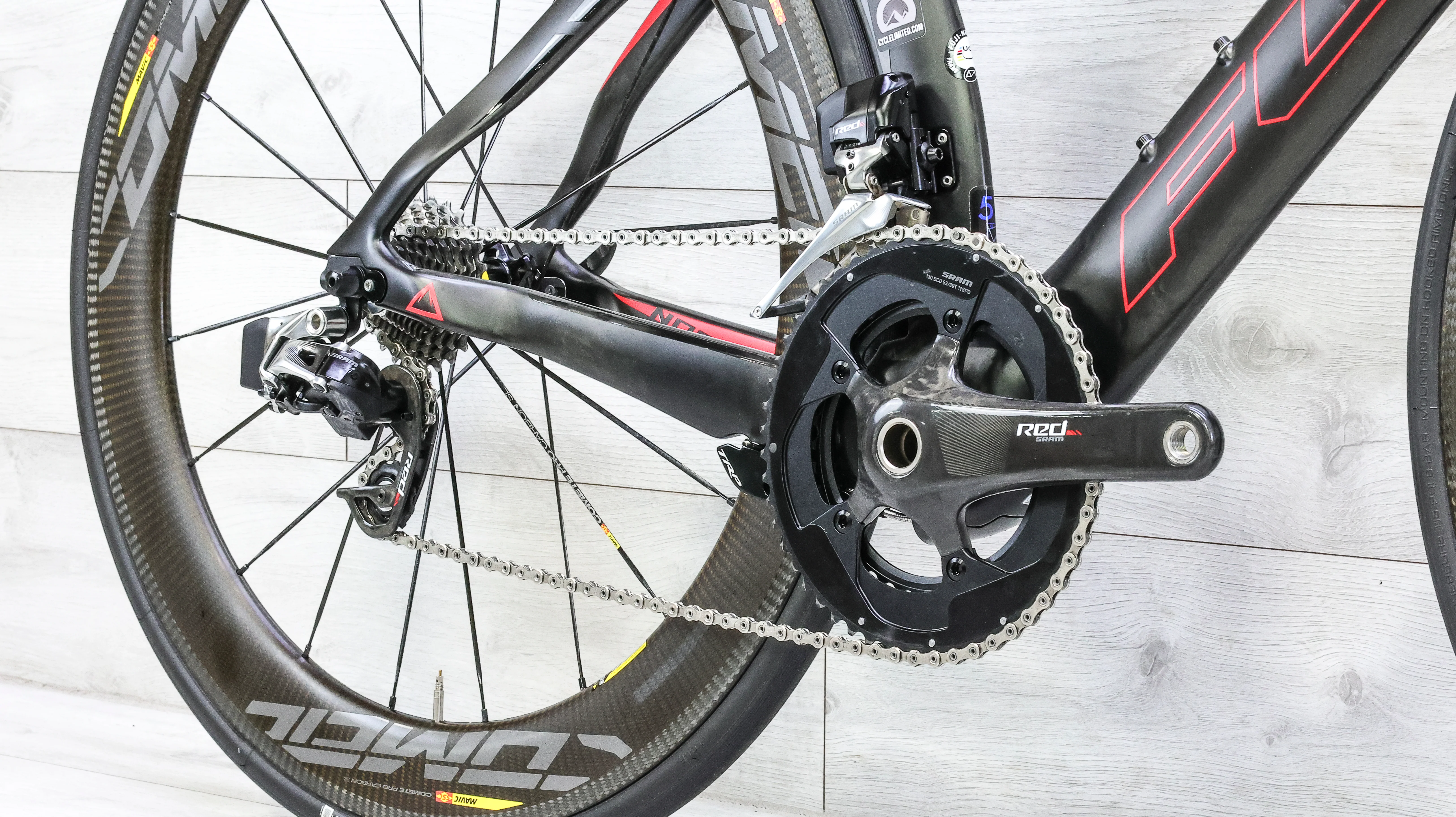 Fuji Norcom Straight 1.1 SRAM Red eTap Triathlon Bike - 2017, Medium - Image 6