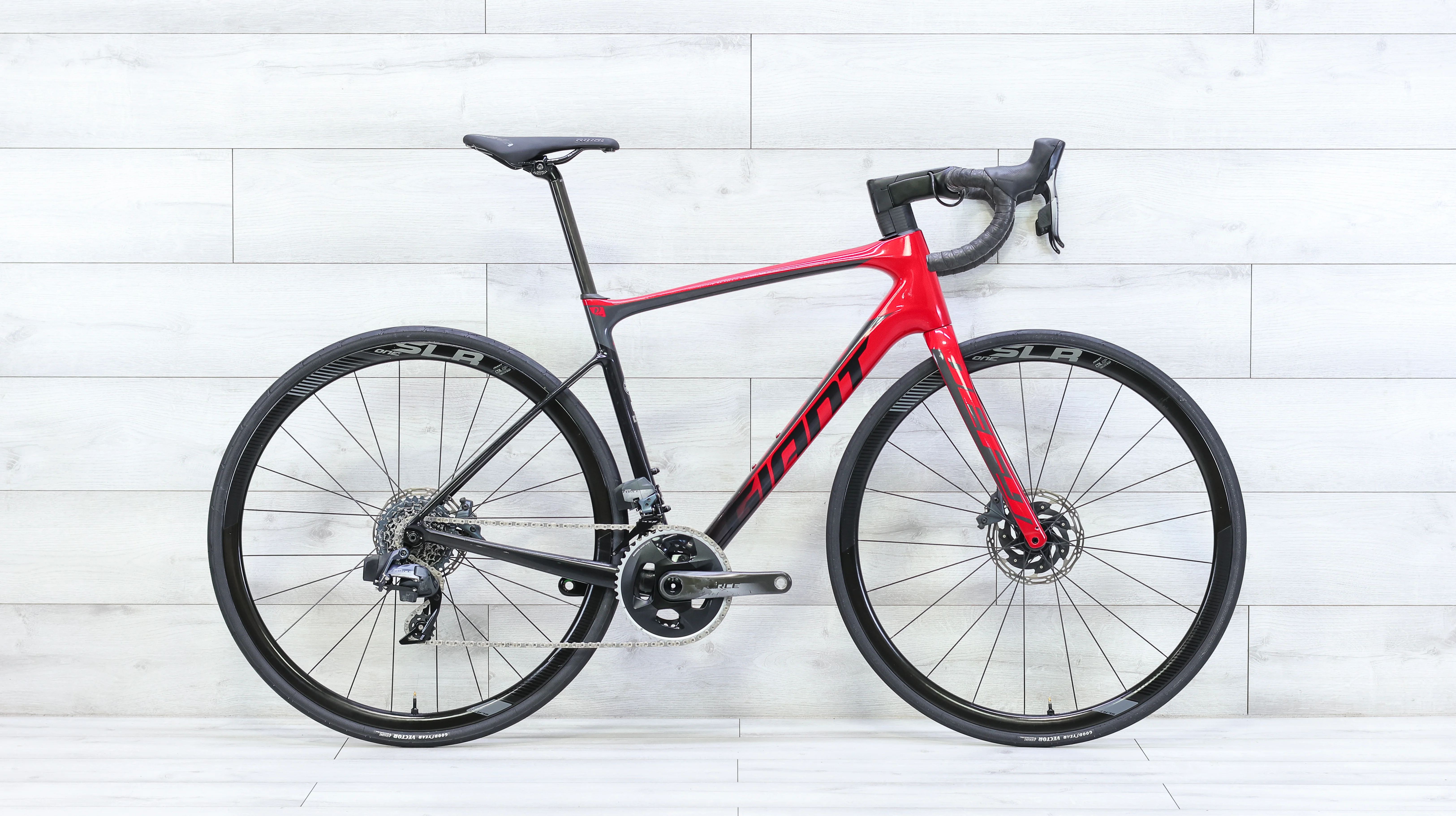 Giant Defy Advanced Pro 1 Force Road Bike - 2020, Medium
