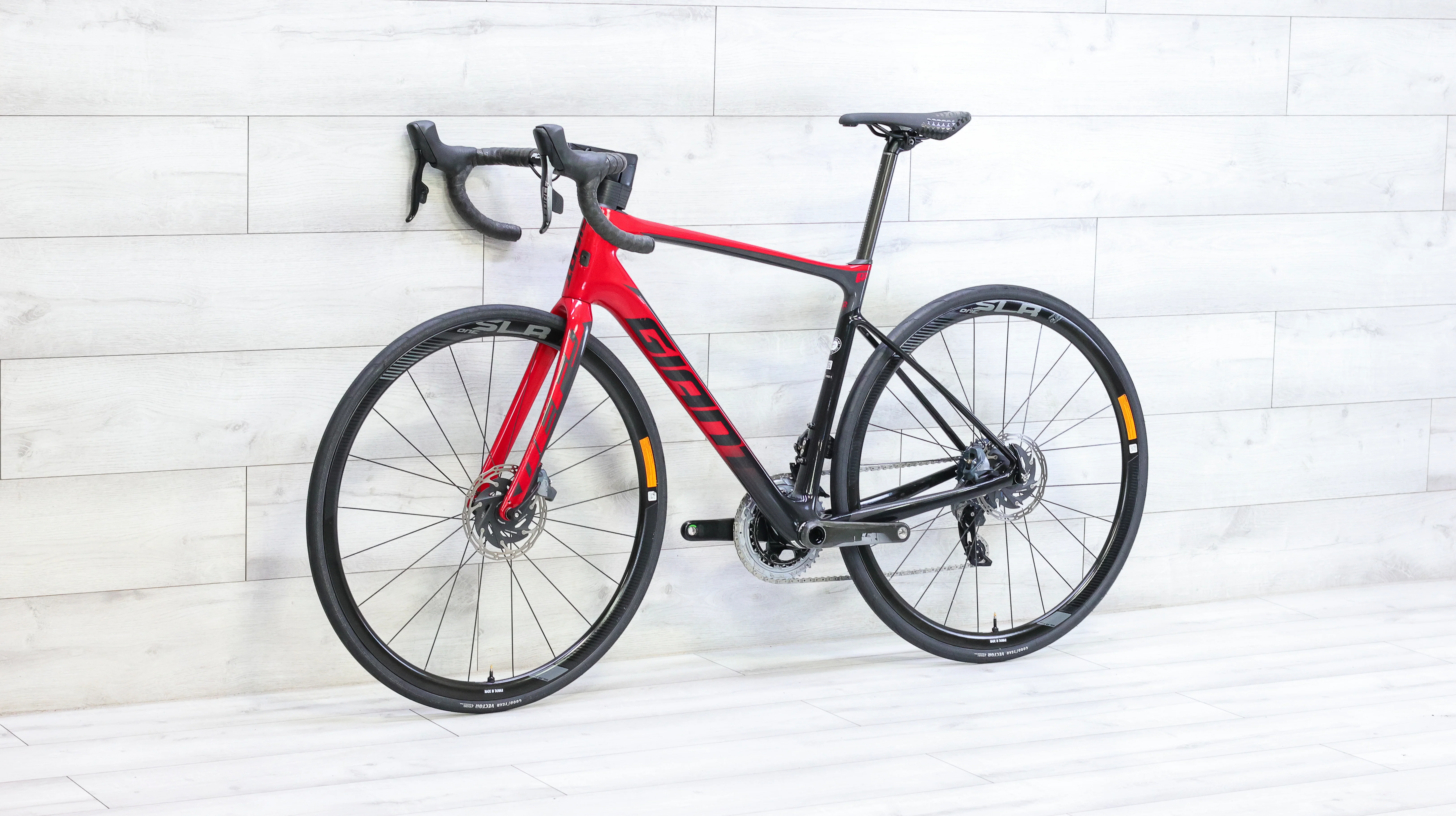 Giant Defy Advanced Pro 1 Force Road Bike - 2020, Medium - Image 4