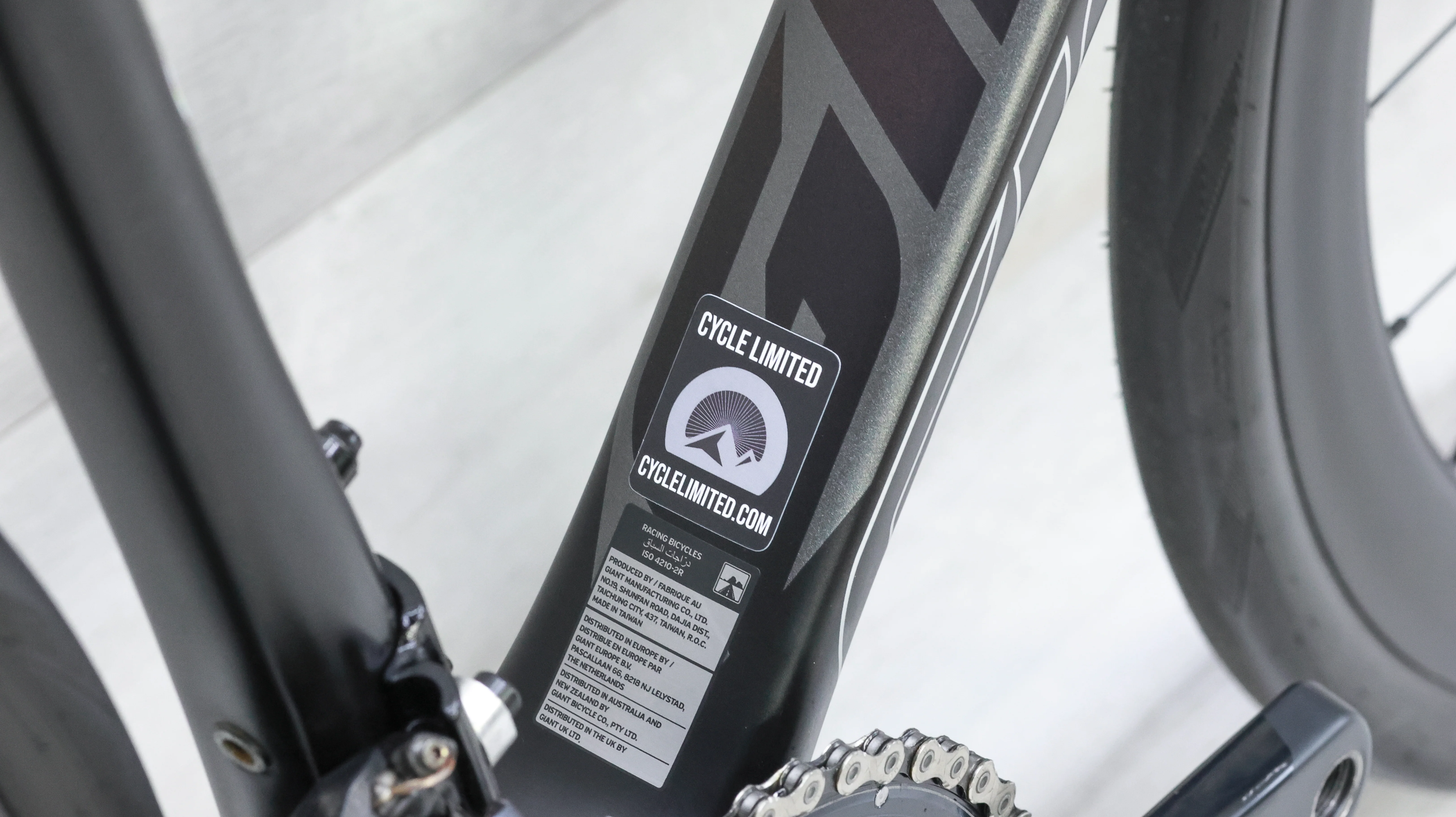 Giant Defy Advanced Pro 2 Road Bike - 2021, Small - Image 3