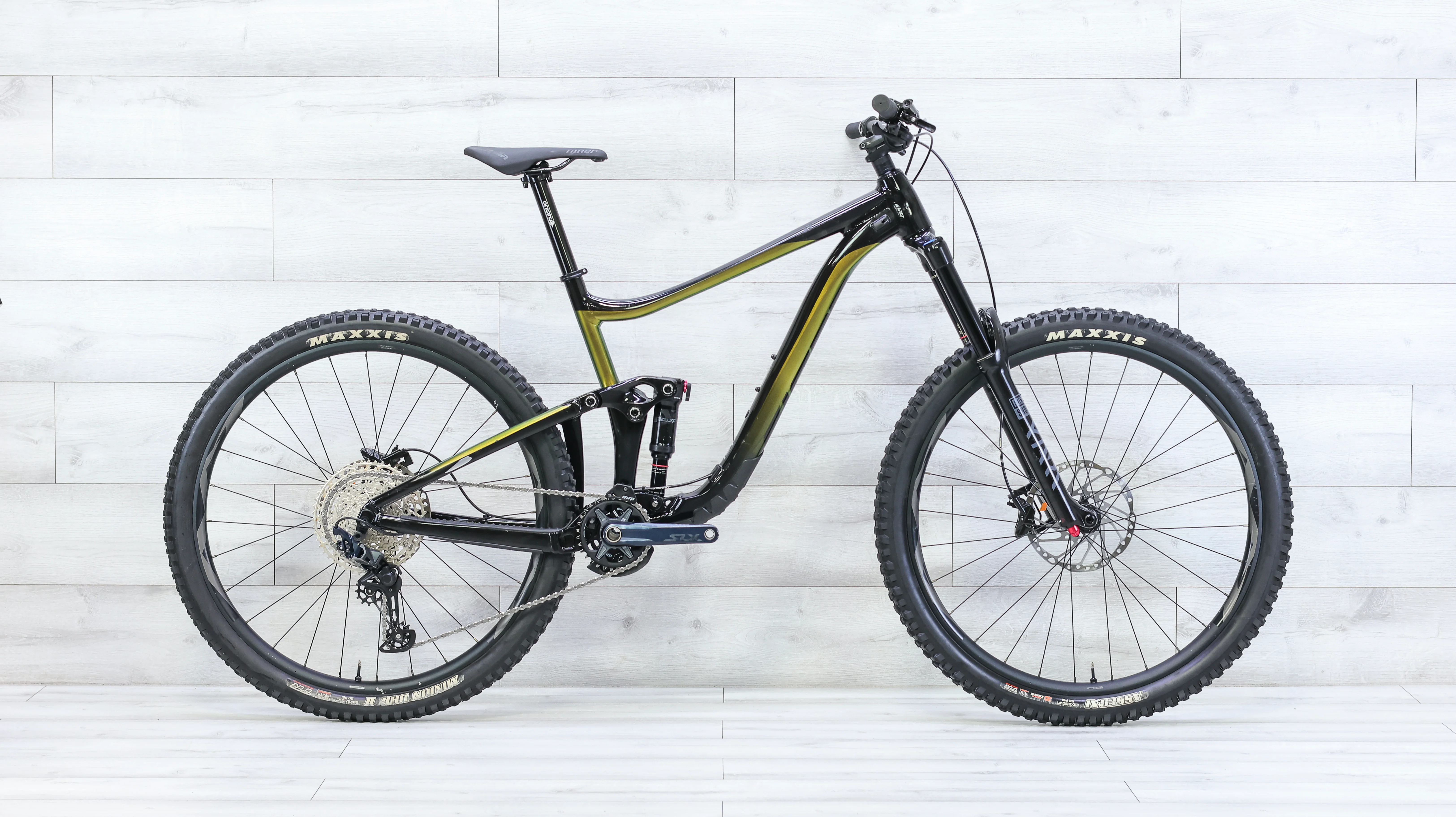 Giant Reign 29 2 Mountain Bike - 2021, Large