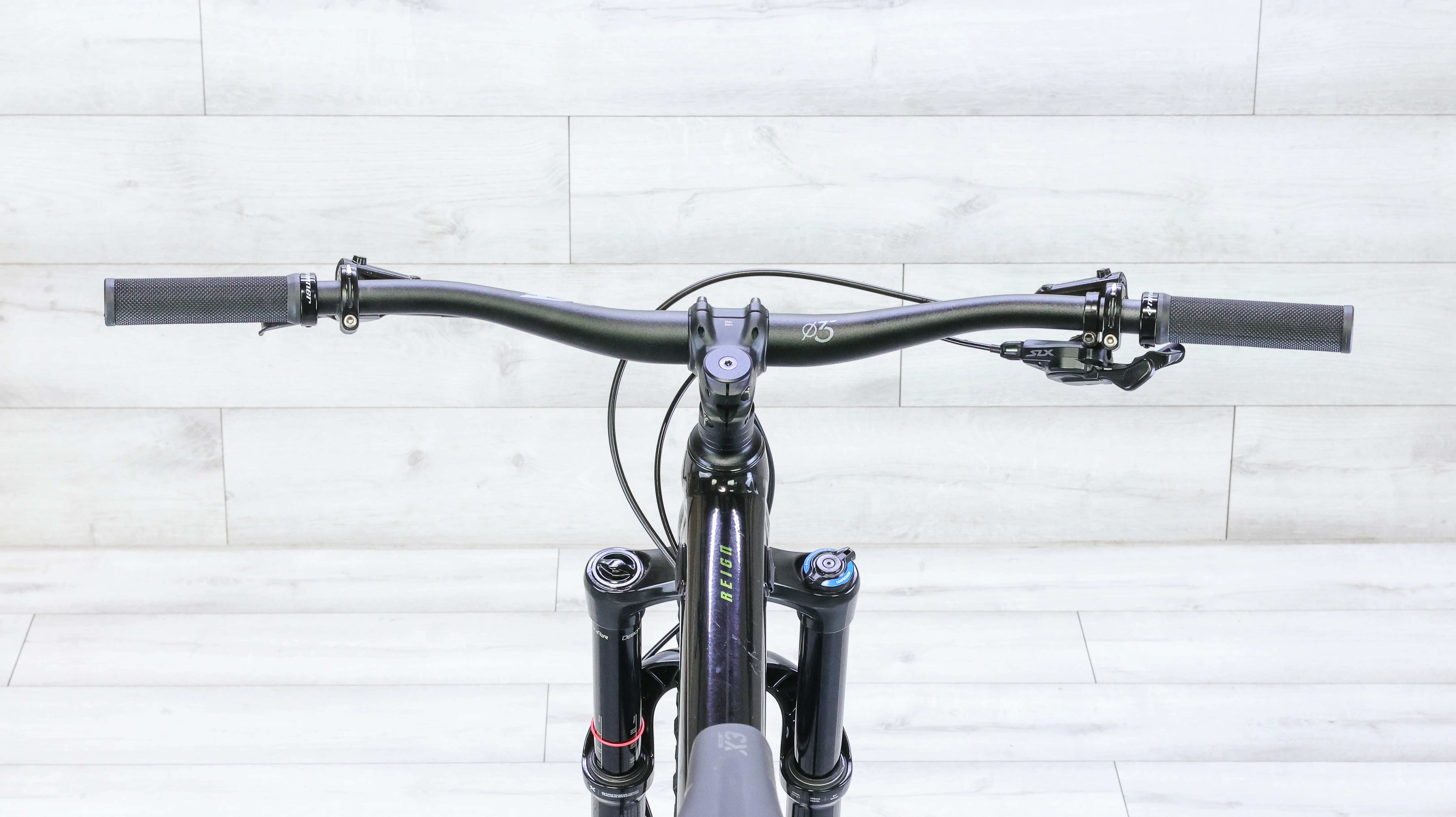 Giant Reign 29 2 Mountain Bike - 2021, Large - Image 13