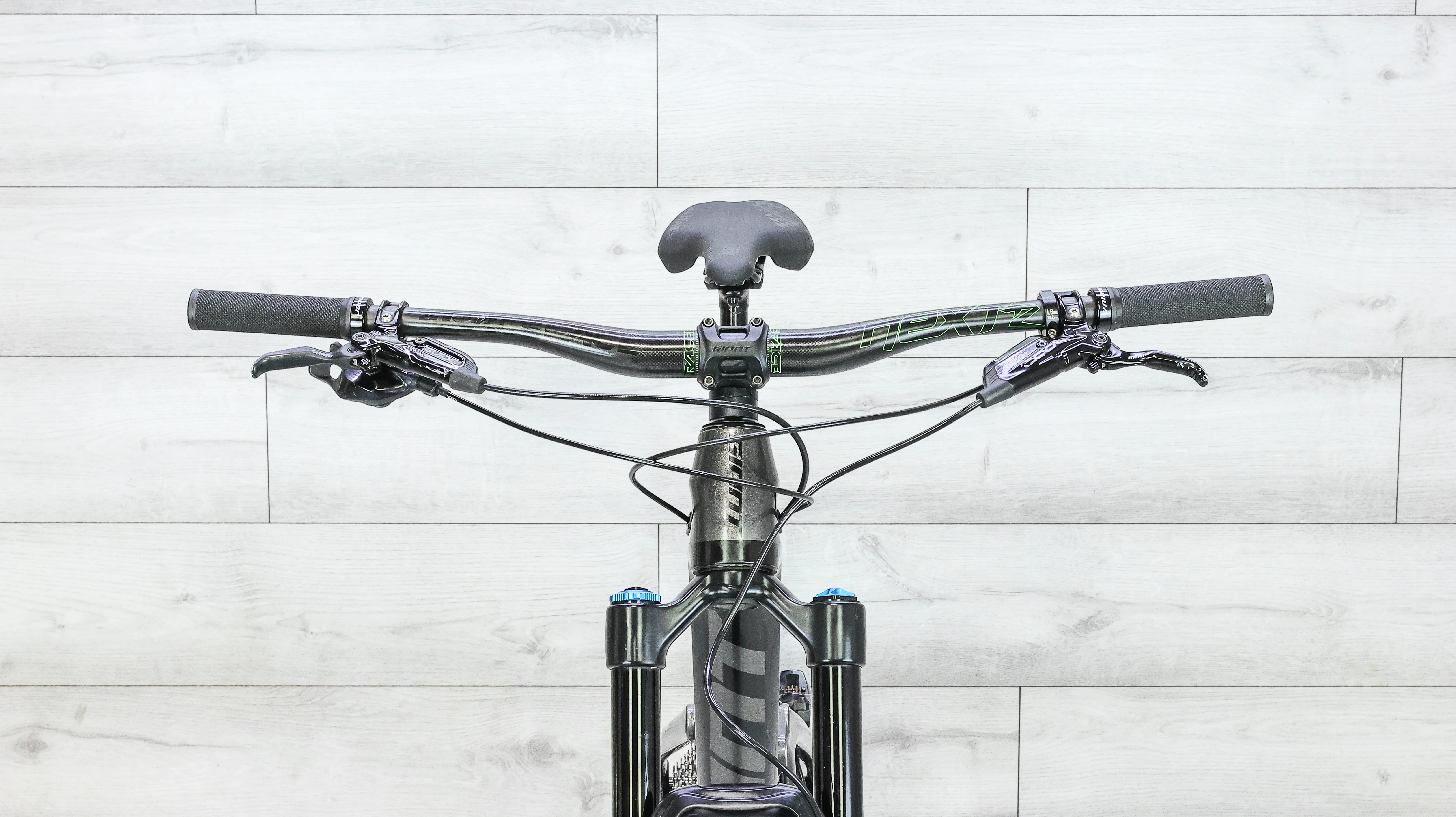 Giant Reign Advanced Pro 1 Mountain Bike - 2020, Small - Image 12