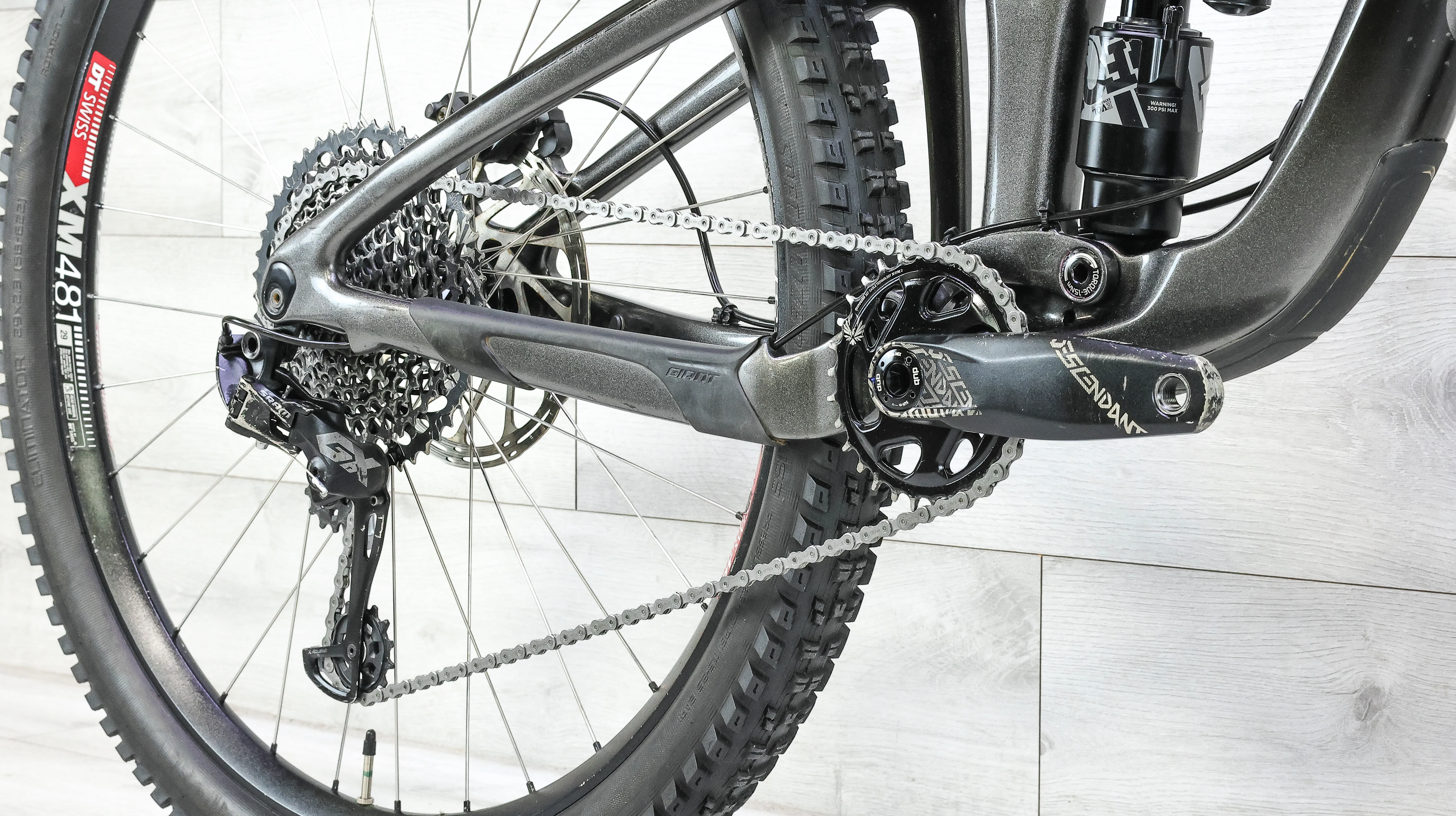 Giant Reign Advanced Pro 1 Mountain Bike - 2020, Small - Image 6
