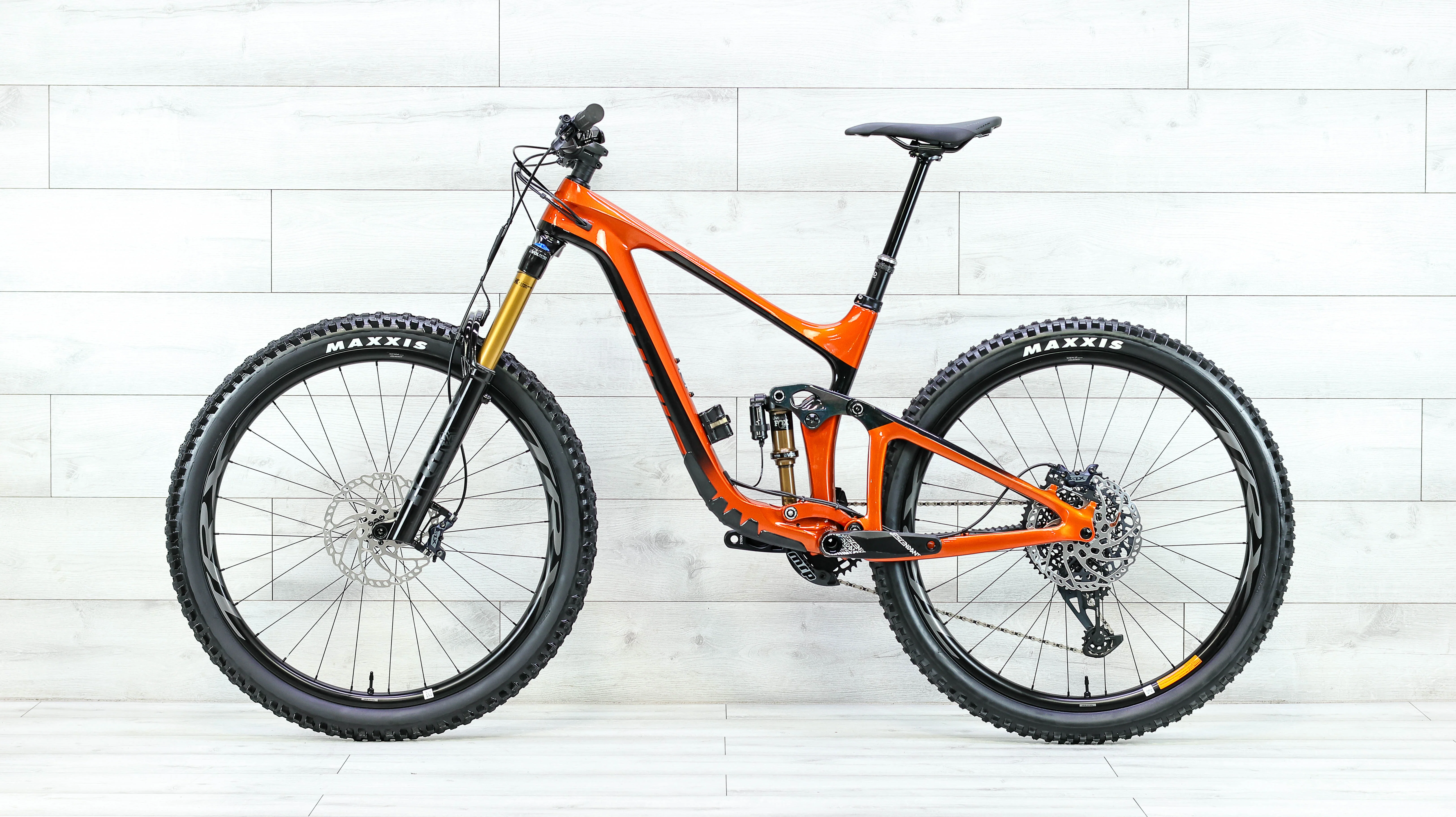 Giant Reign Advanced Pro 29 1 Mountain Bike - 2022, Medium - Image 2