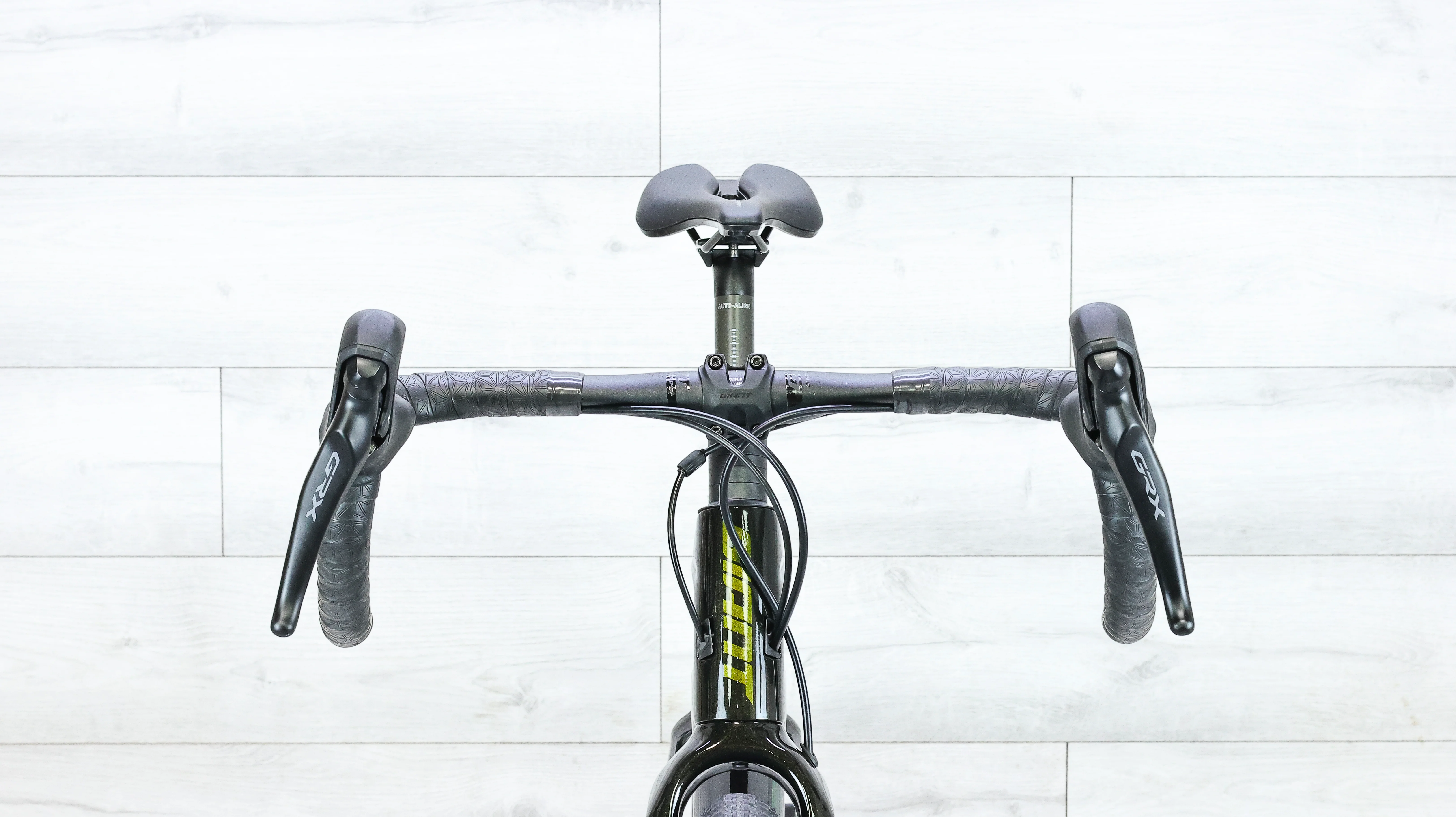 Giant Revolt Advanced 2 Gravel Bike - 2022, X-Small - Image 12