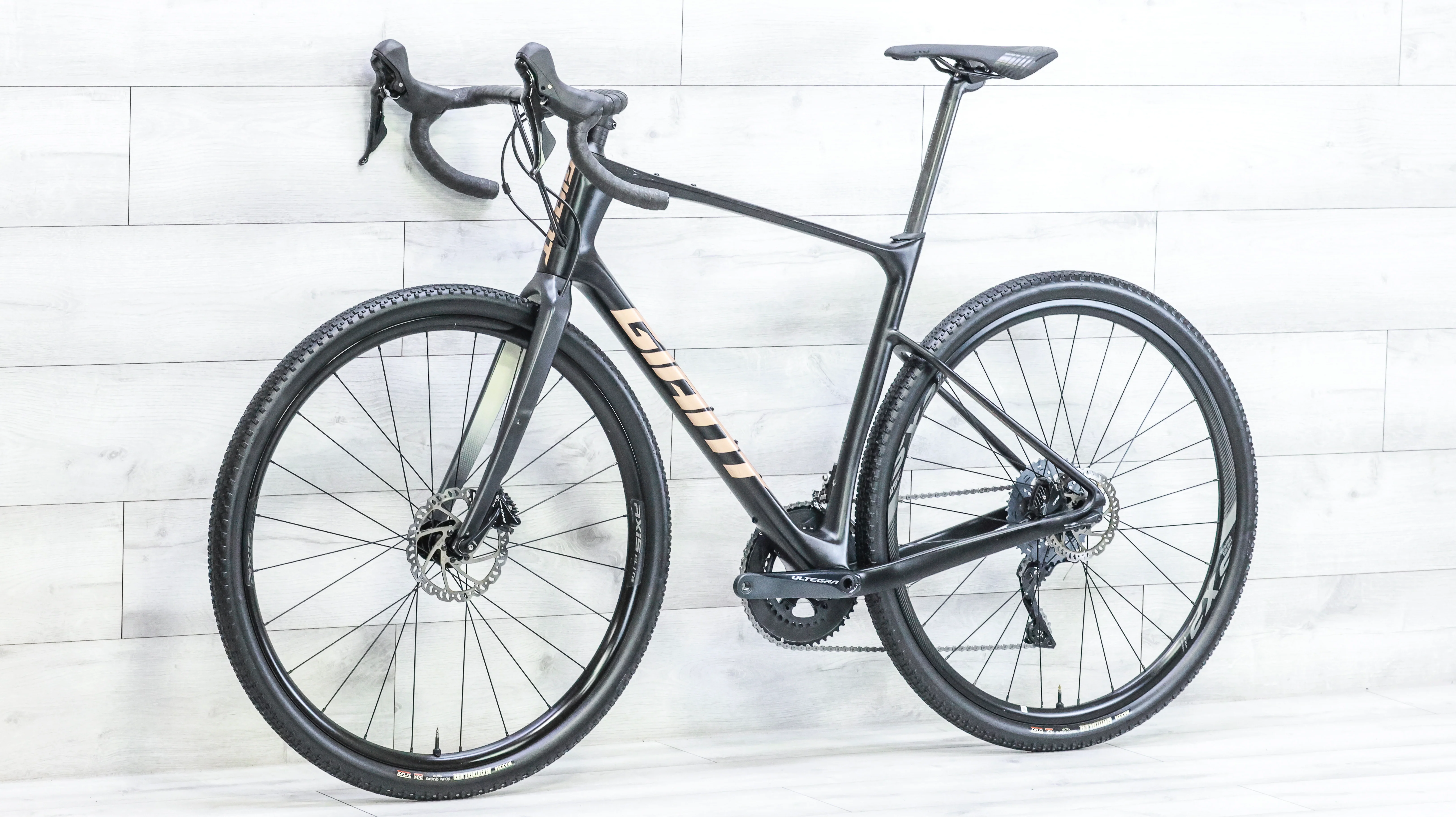 Giant Revolt Advanced 3 Gravel Bike - 2022, Large - Image 4