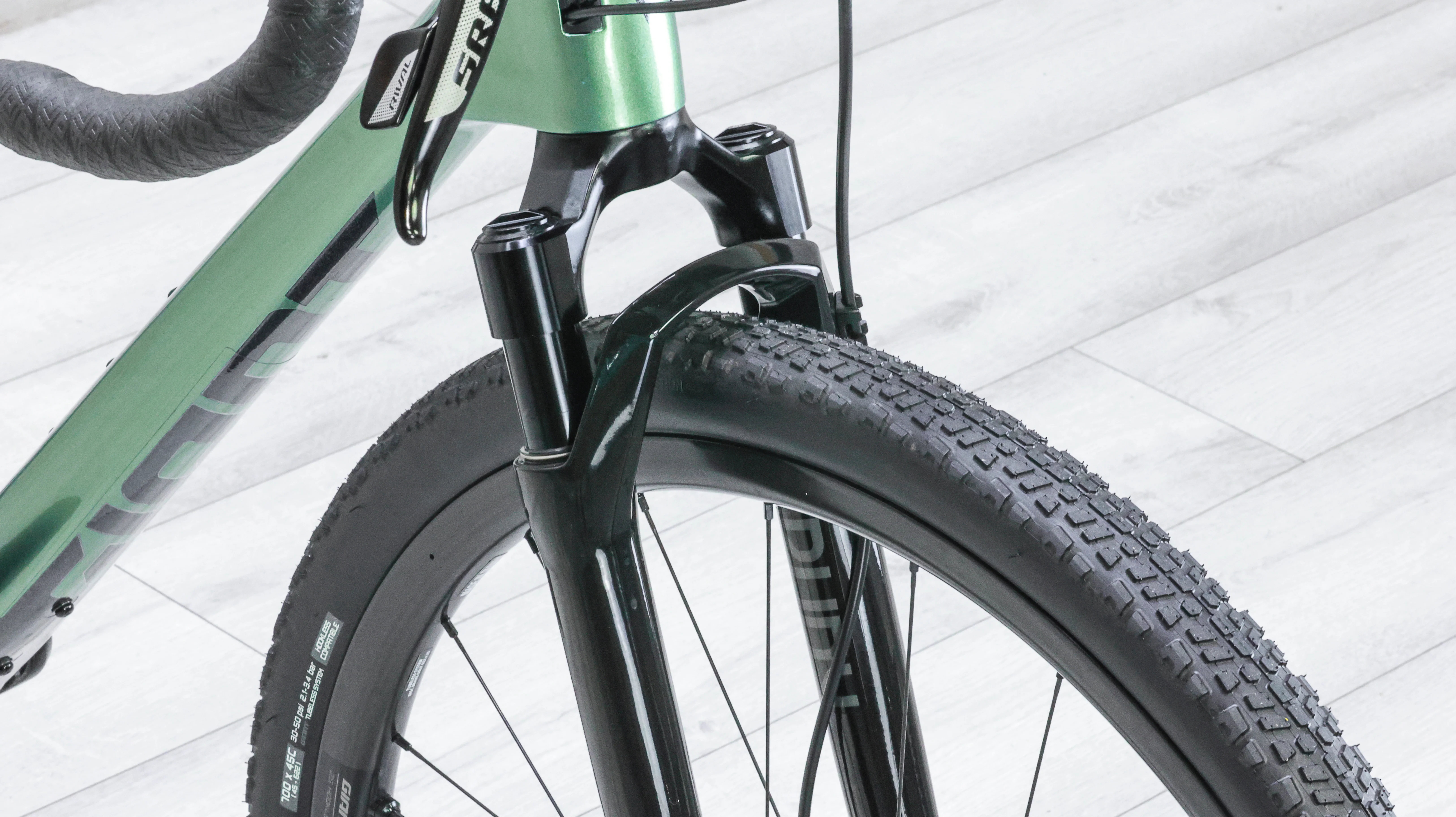 Giant Revolt X Advanced Pro 2 Gravel Bike - 2023, Medium - Image 15