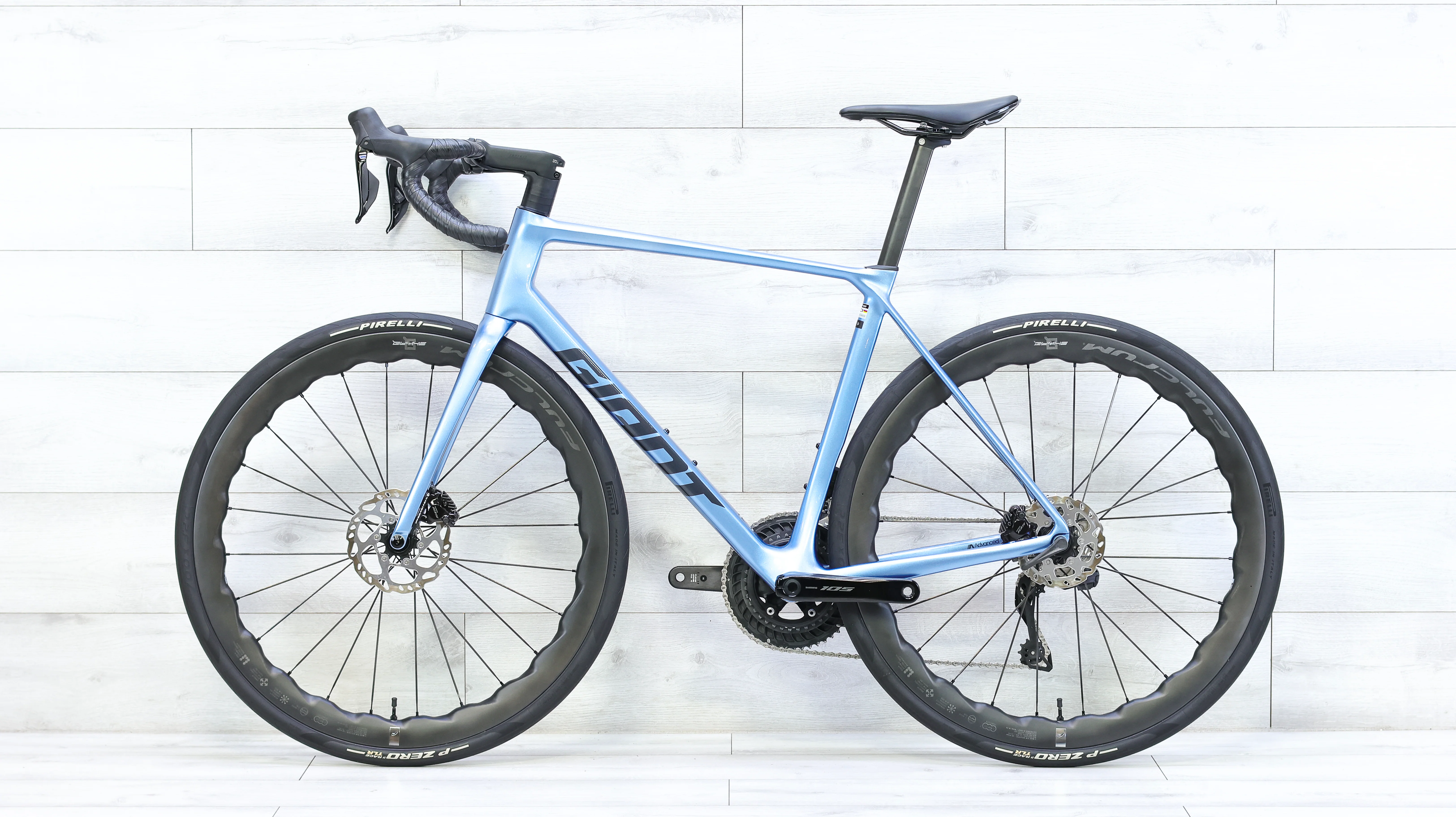 Giant TCR Advanced 0 PC Road Bike - 2025, Med/Large - Image 2