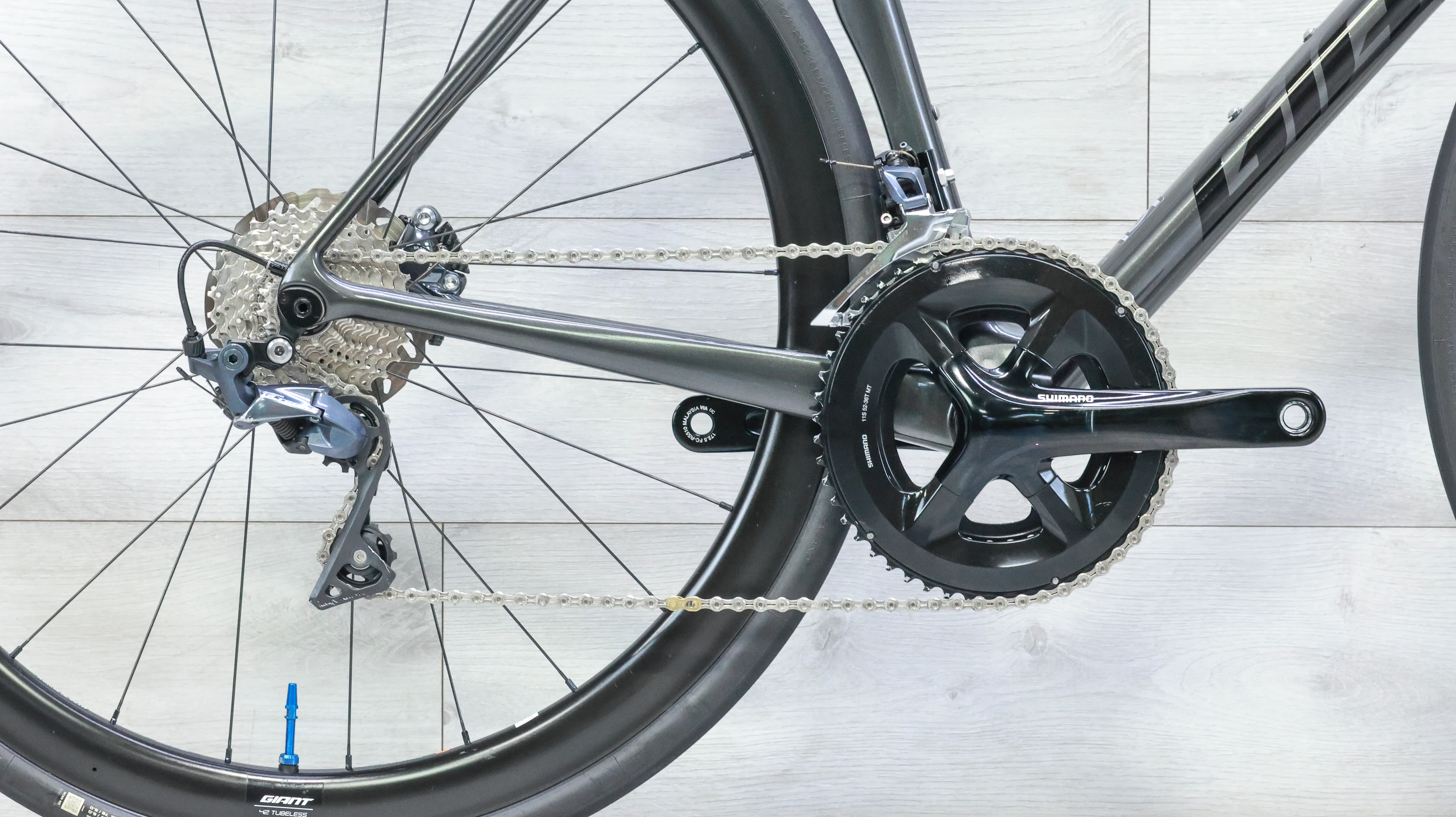 Giant TCR Advanced Disc 1+ Pro Road Bike - 2022, Med/Large - Image 5