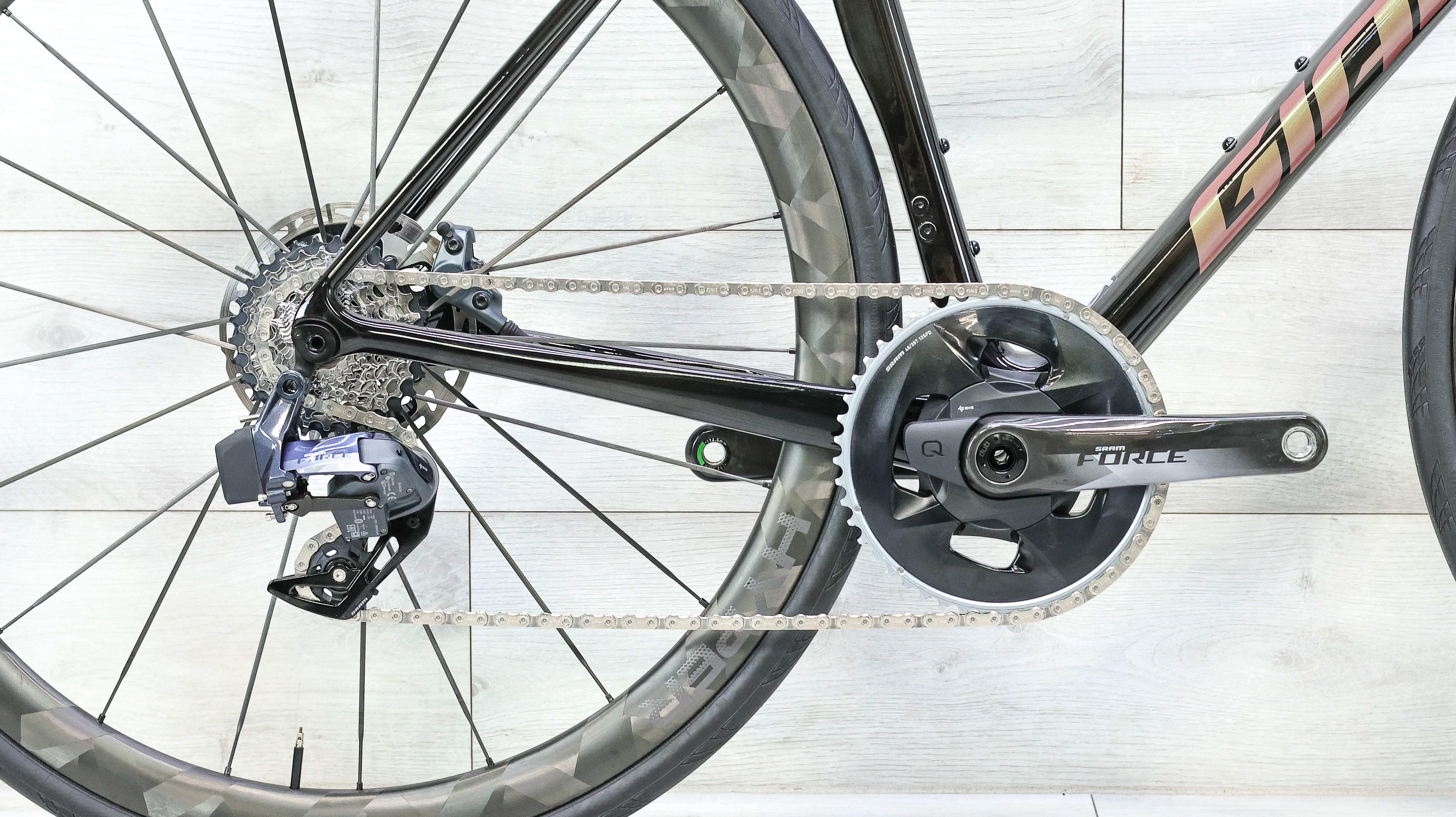 Giant TCR Advanced Pro 0 Disc Force Road Bike - 2024, Medium - Image 5