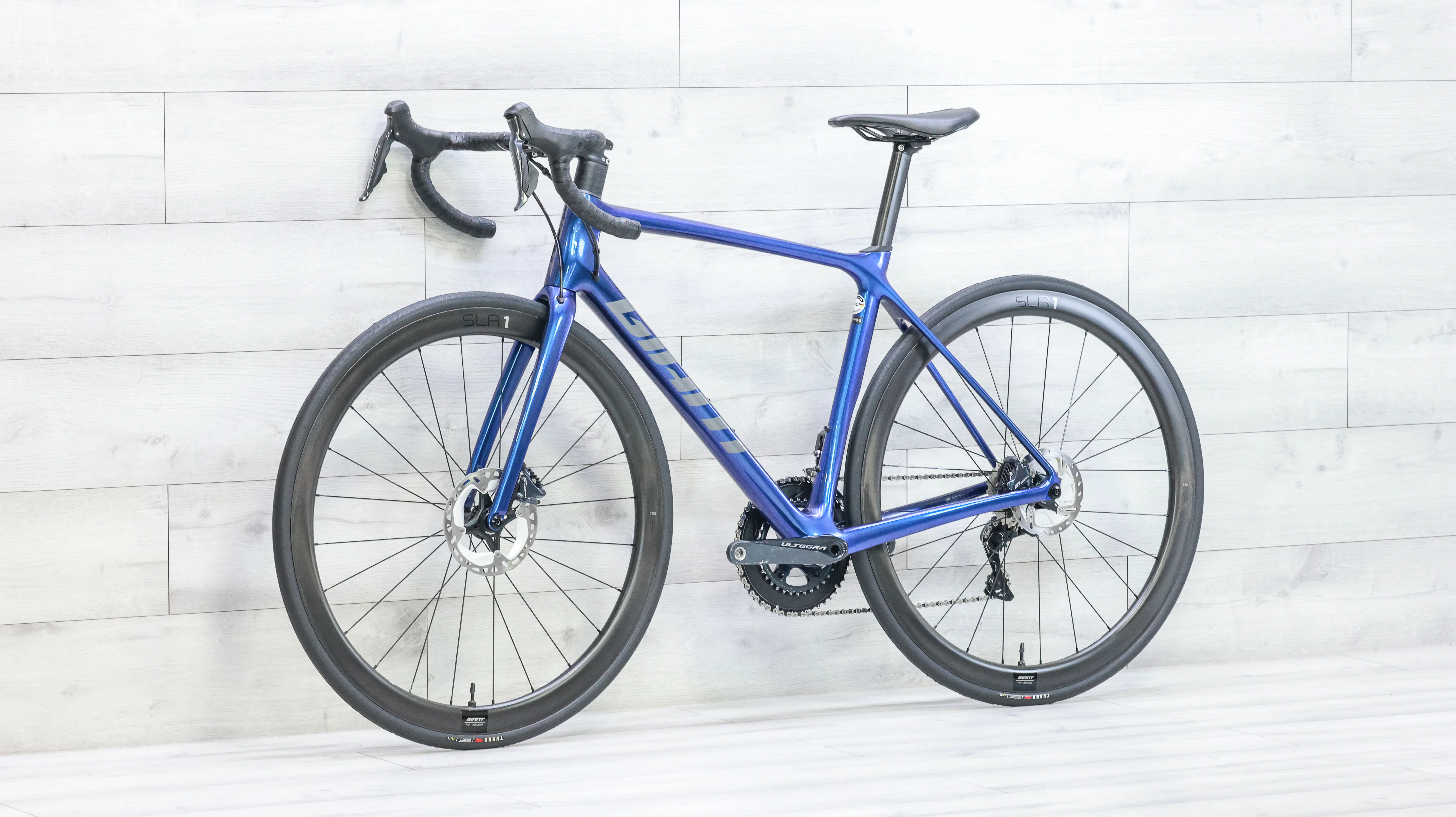 Giant TCR Advanced Pro 0 Disc Road Bike - 2021, Medium - Image 4