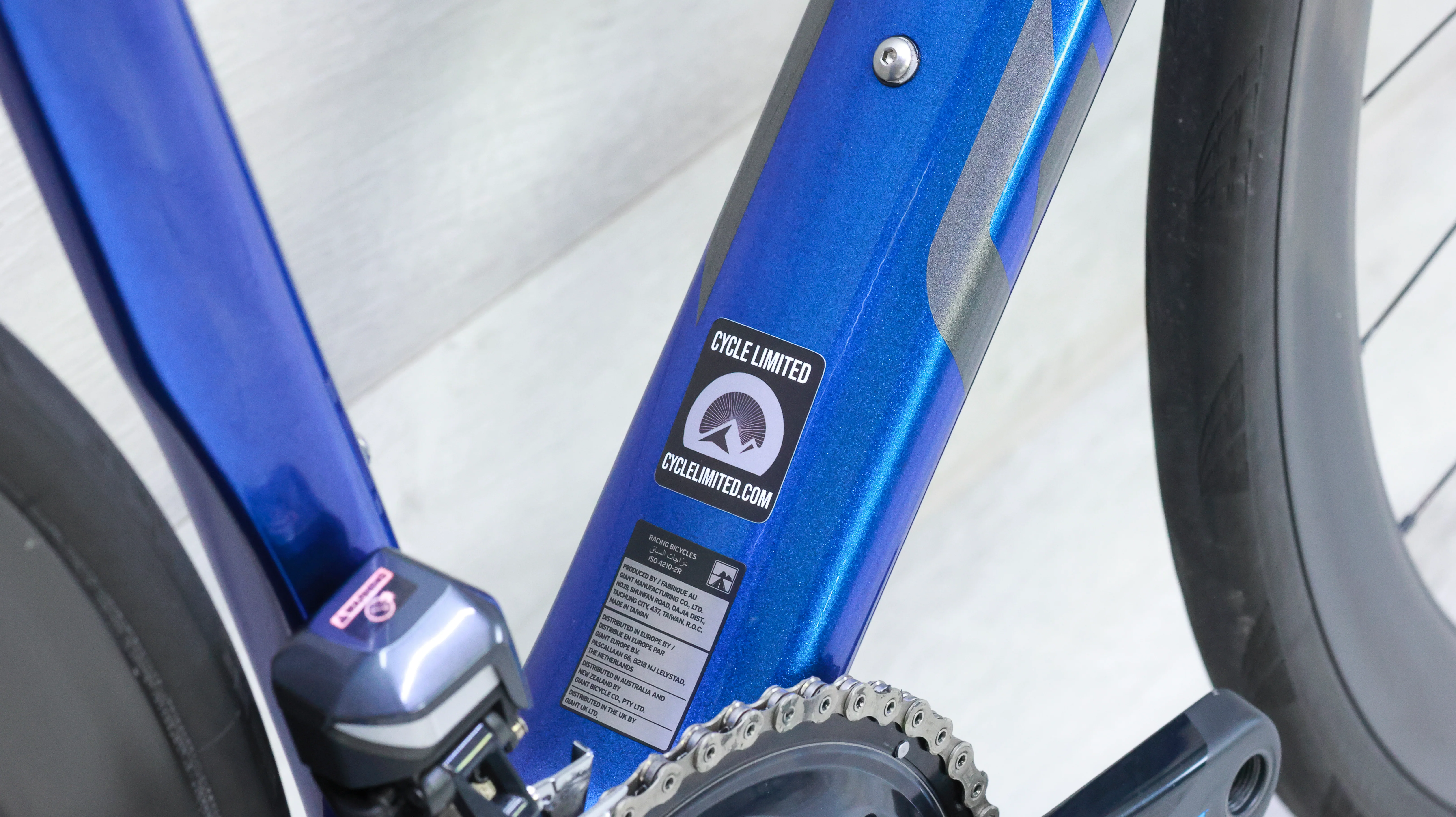 Giant TCR Advanced Pro 0 Disc Road Bike - 2021, Small - Image 3