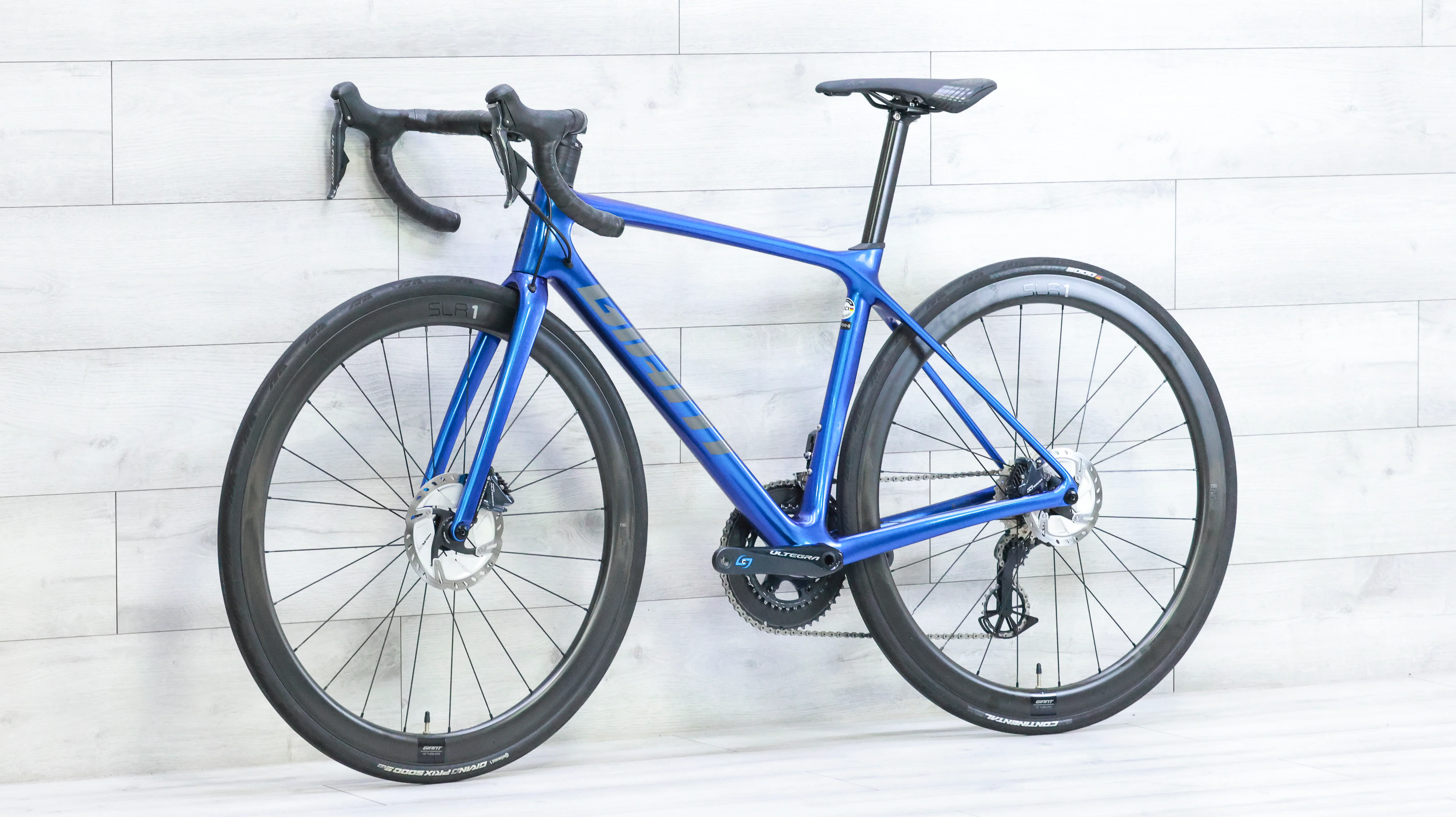Giant TCR Advanced Pro 0 Disc Road Bike - 2021, Small - Image 4