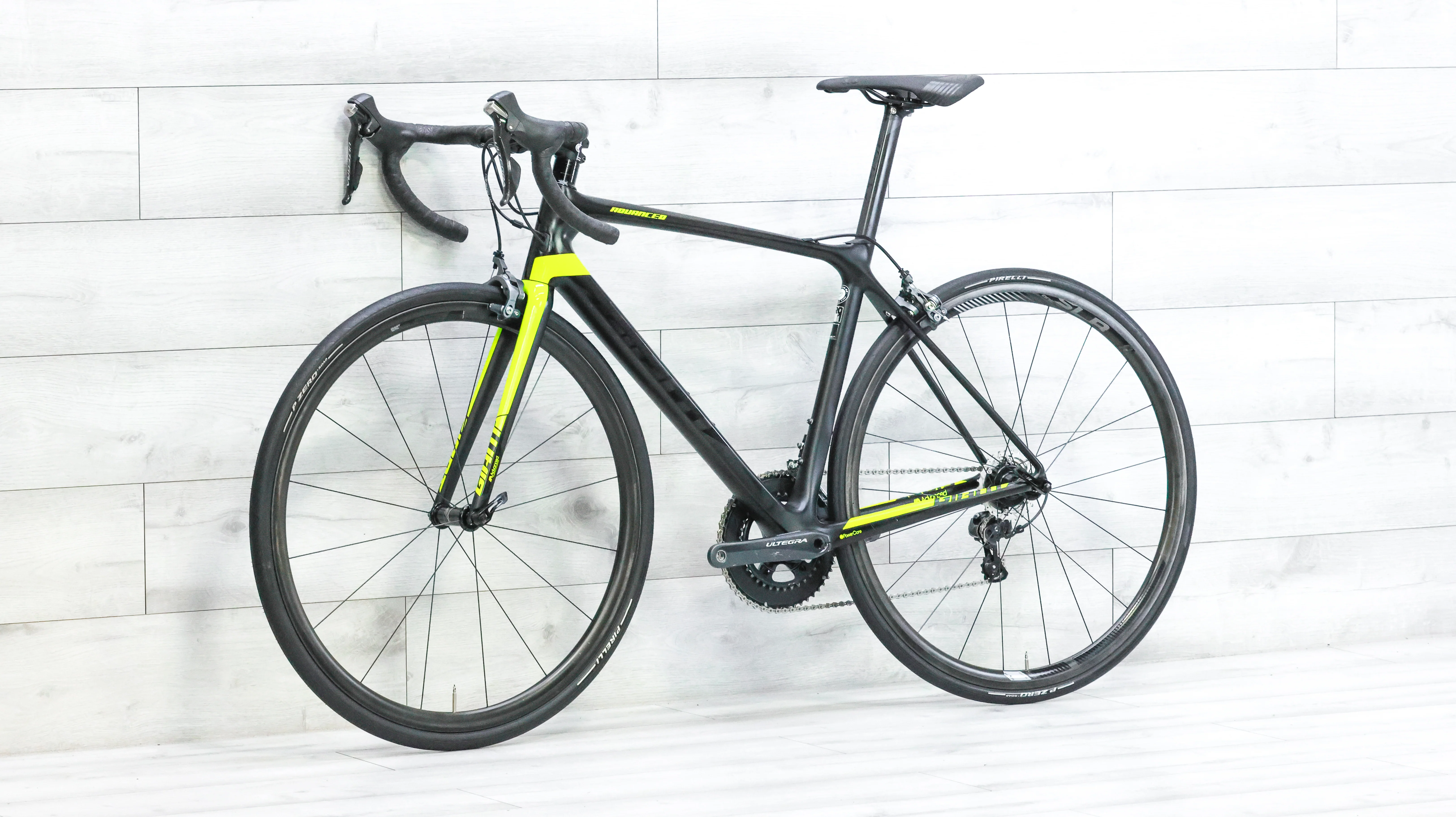 Giant TCR Advanced Pro 1 Road Bike - 2017, Medium - Image 4