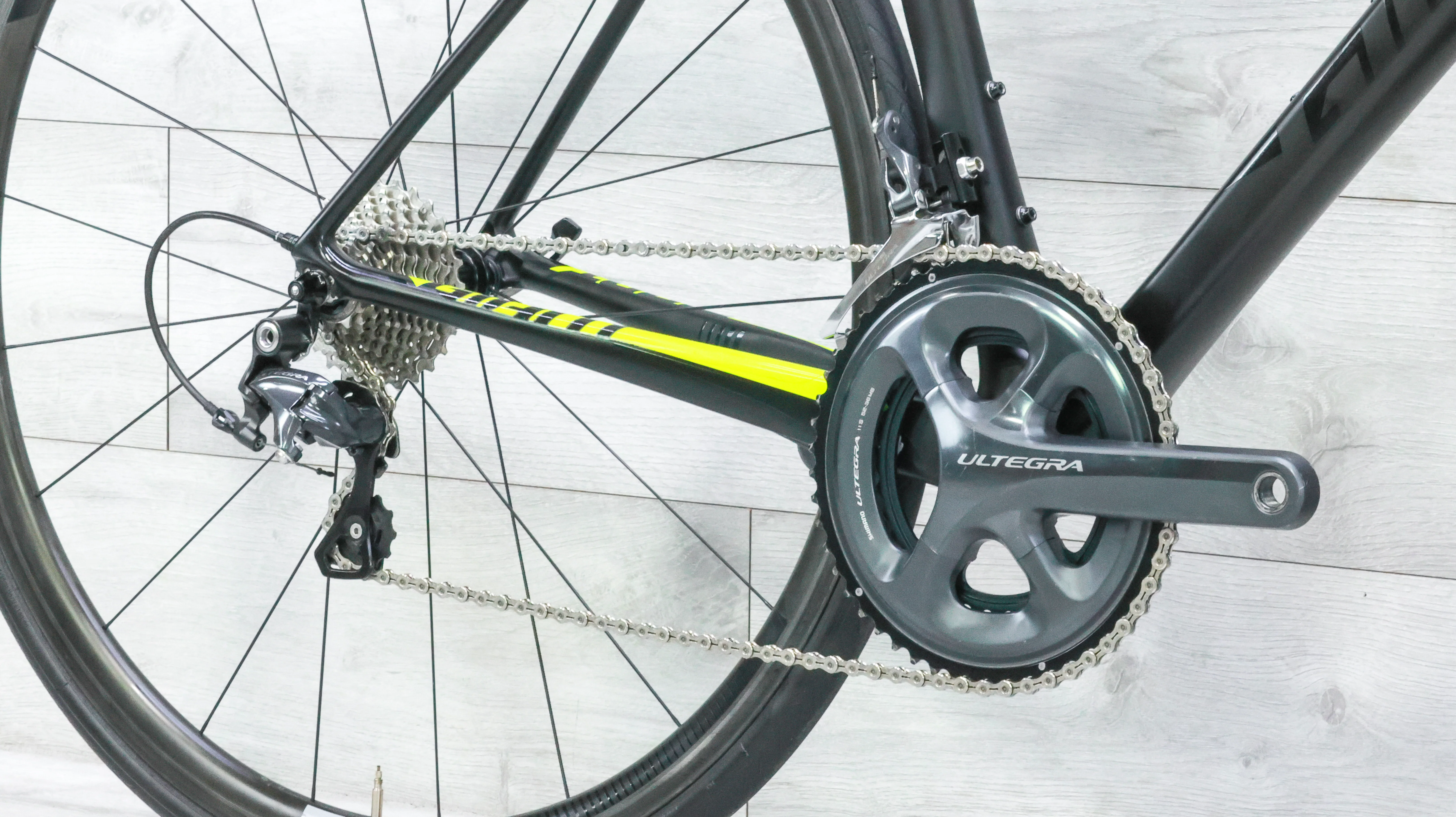 Giant TCR Advanced Pro 1 Road Bike - 2017, Medium - Image 6