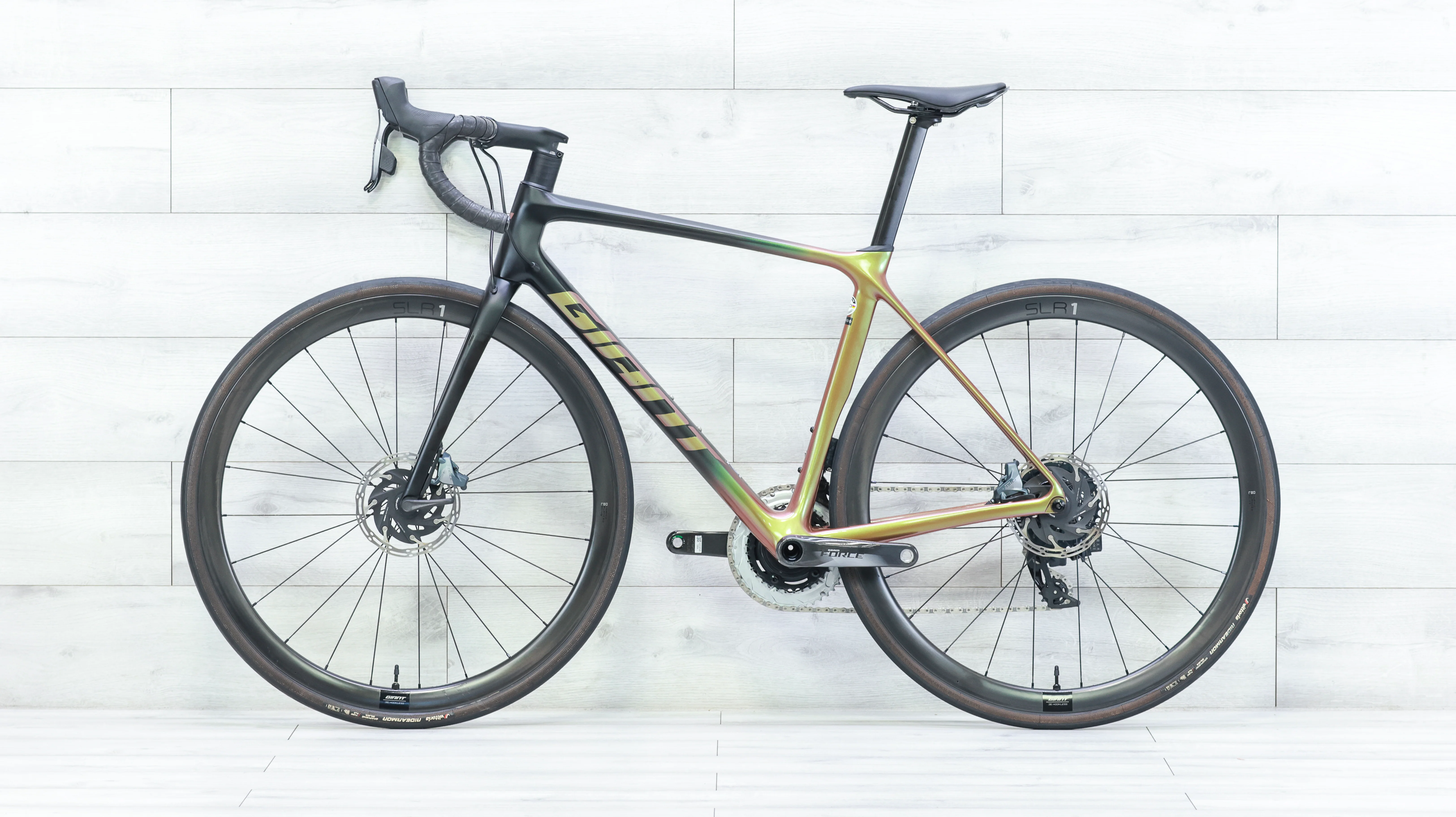 Giant TCR Advanced Pro Disc 0 AR Road Bike - 2023, Medium - Image 2
