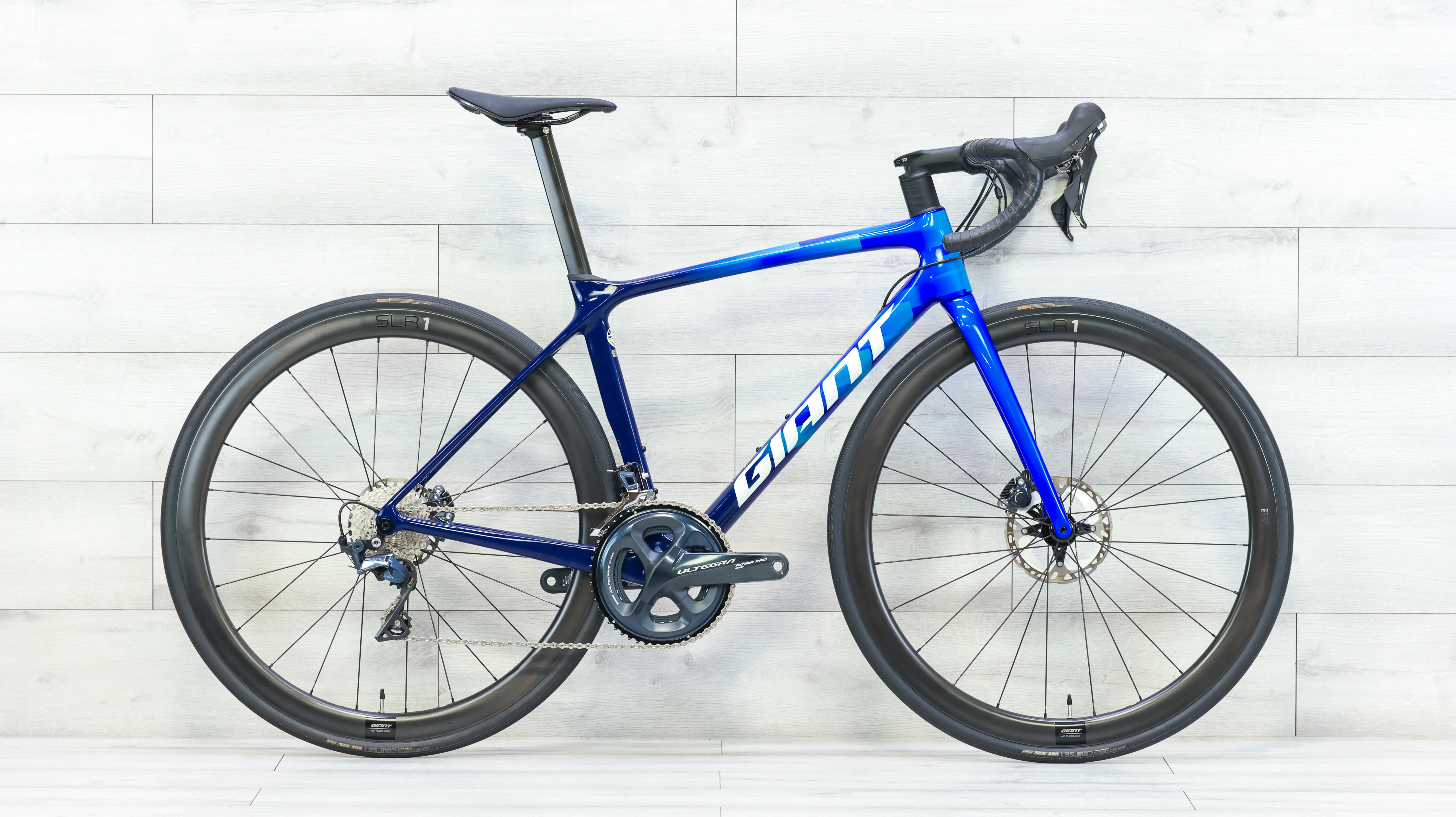 Giant TCR Advanced Pro Disc Road Bike - 2024, Small