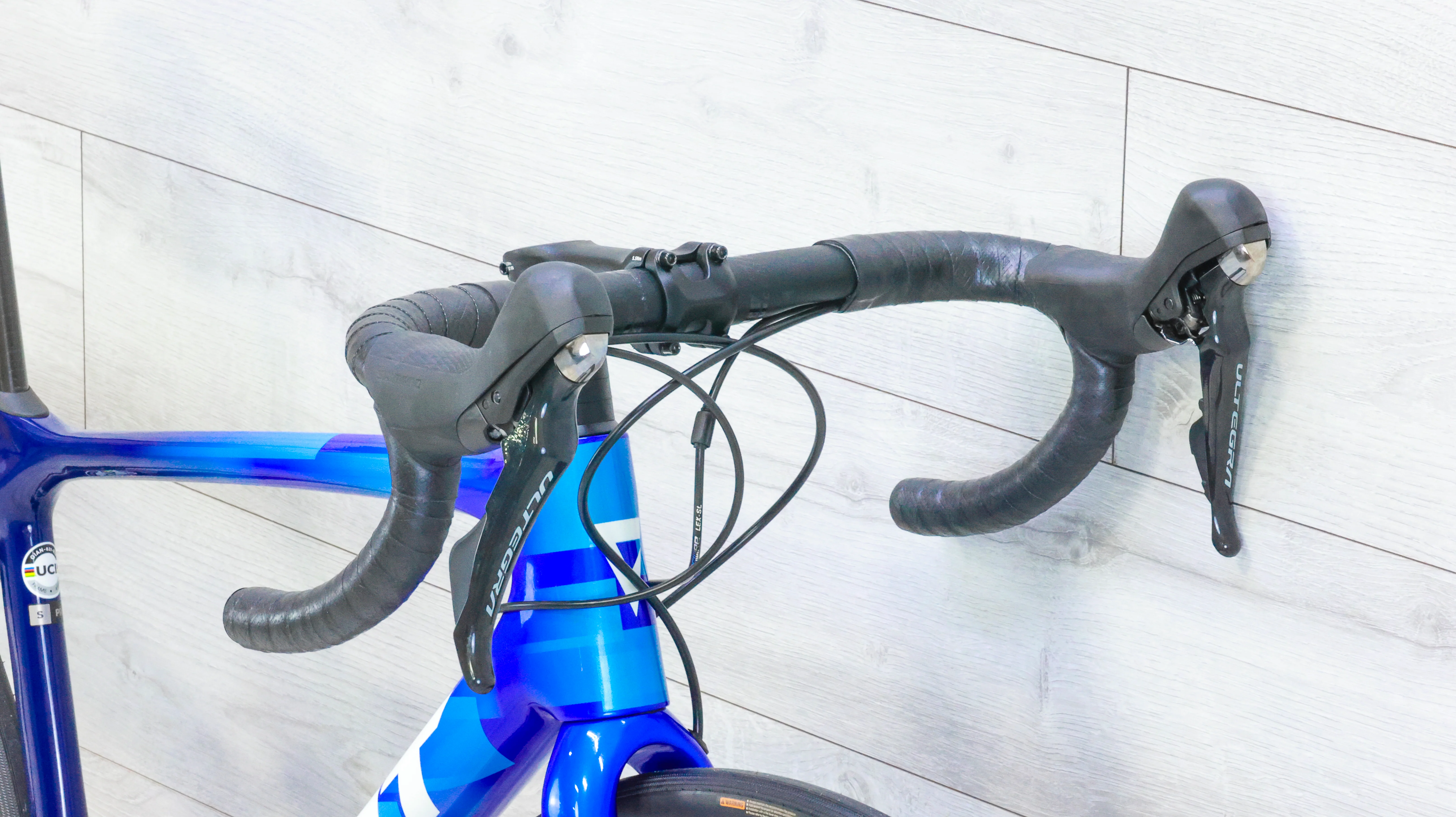 Giant TCR Advanced Pro Disc Road Bike - 2024, Small - Image 10