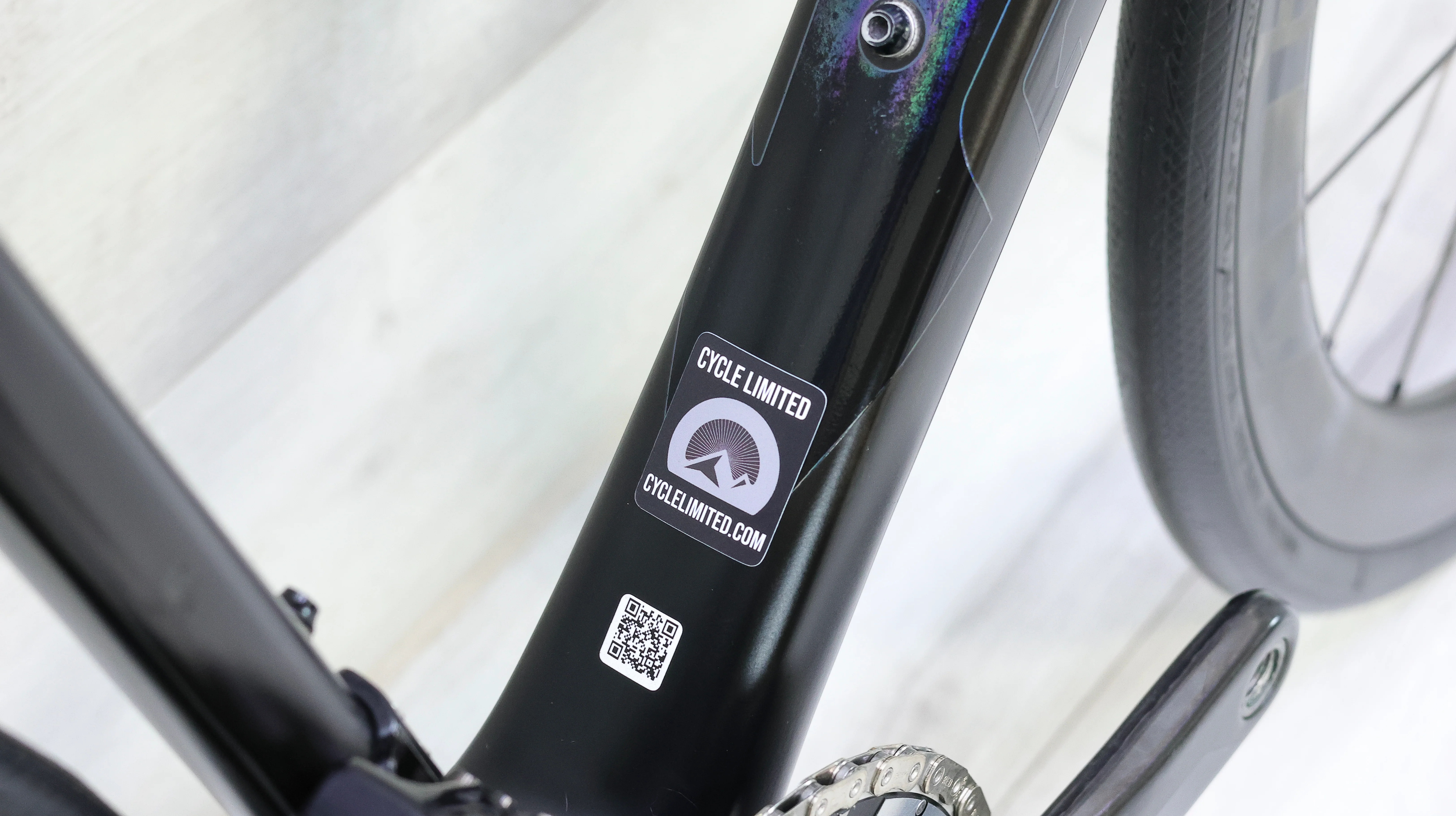 Giant TCR Advanced SL 0 Disc Red Road Bike - 2020, Small - Image 3