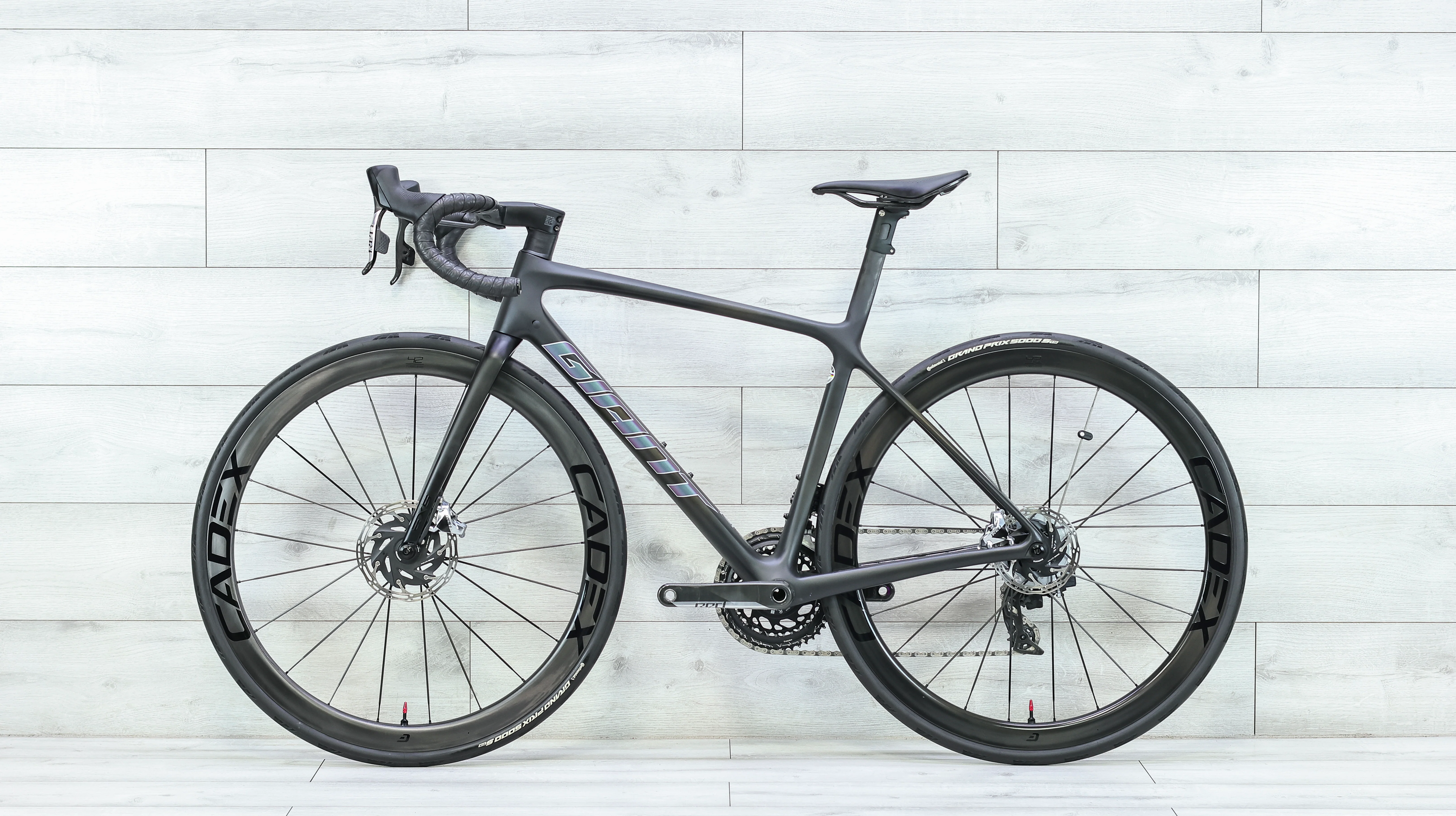 Giant TCR Advanced SL Disc 0 Red Road Bike - 2023, Small - Image 2