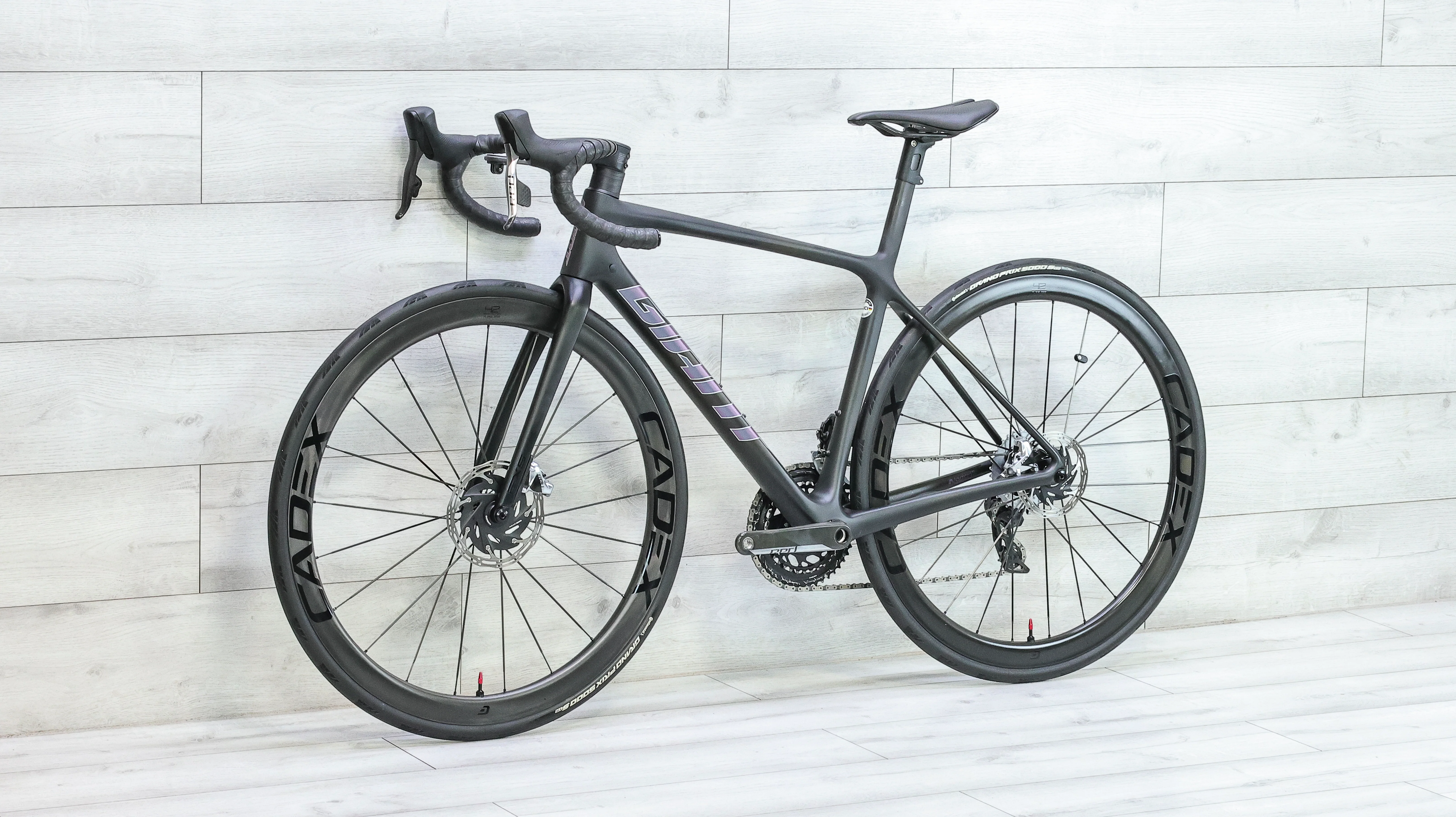 Giant TCR Advanced SL Disc 0 Red Road Bike - 2023, Small - Image 4