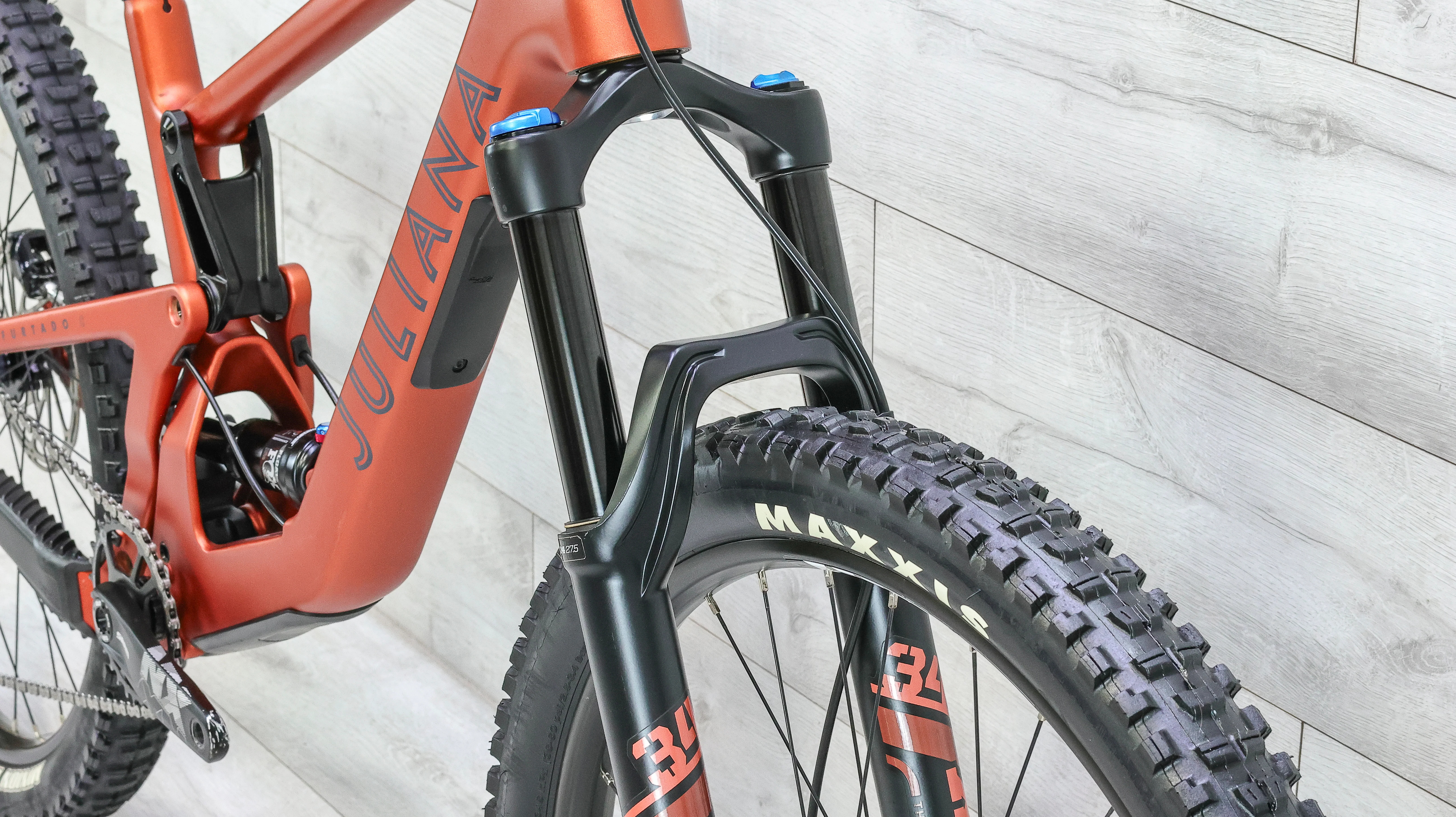 Juliana Furtado R Carbon C 27.5 Mountain Bike - 2021, Medium - Image 8
