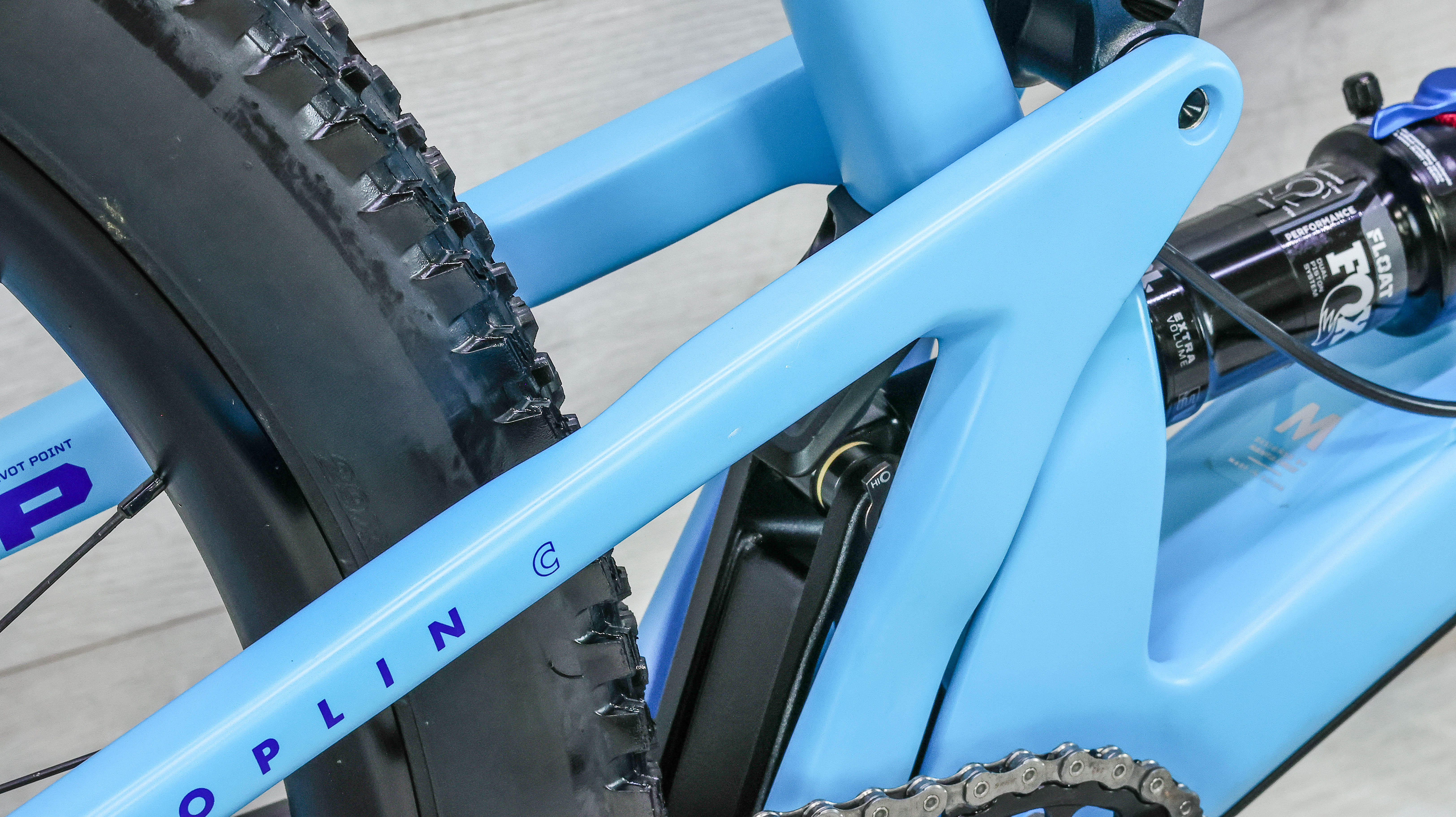 Juliana Joplin R Carbon C Mountain Bike - 2023, Medium - Image 16