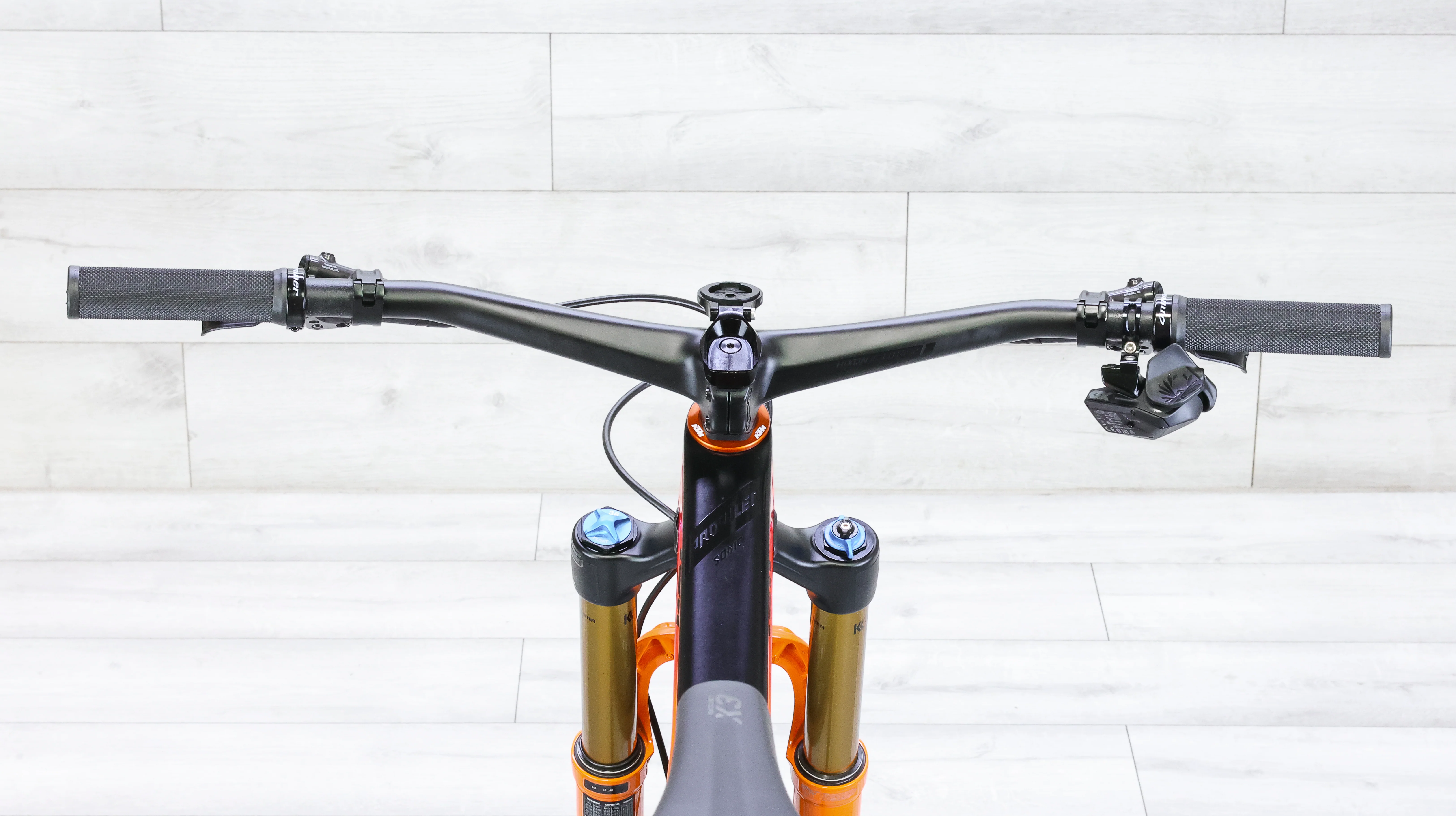 KTM Prowler Glorious AXS Mountain Bike - 2021, Small - Image 13