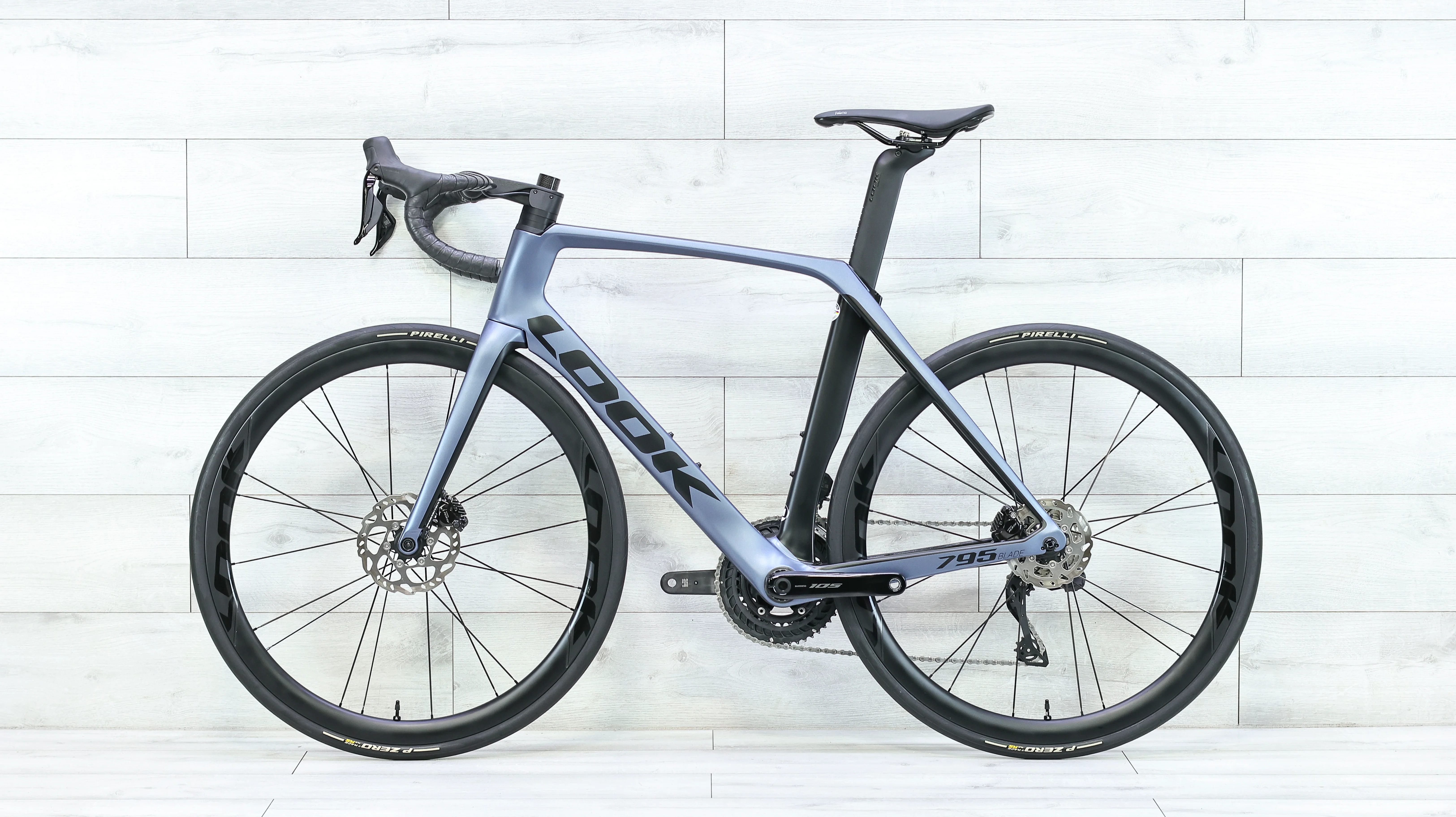 Look 795 Blade Disc Road Bike - 2025, Medium - Image 2