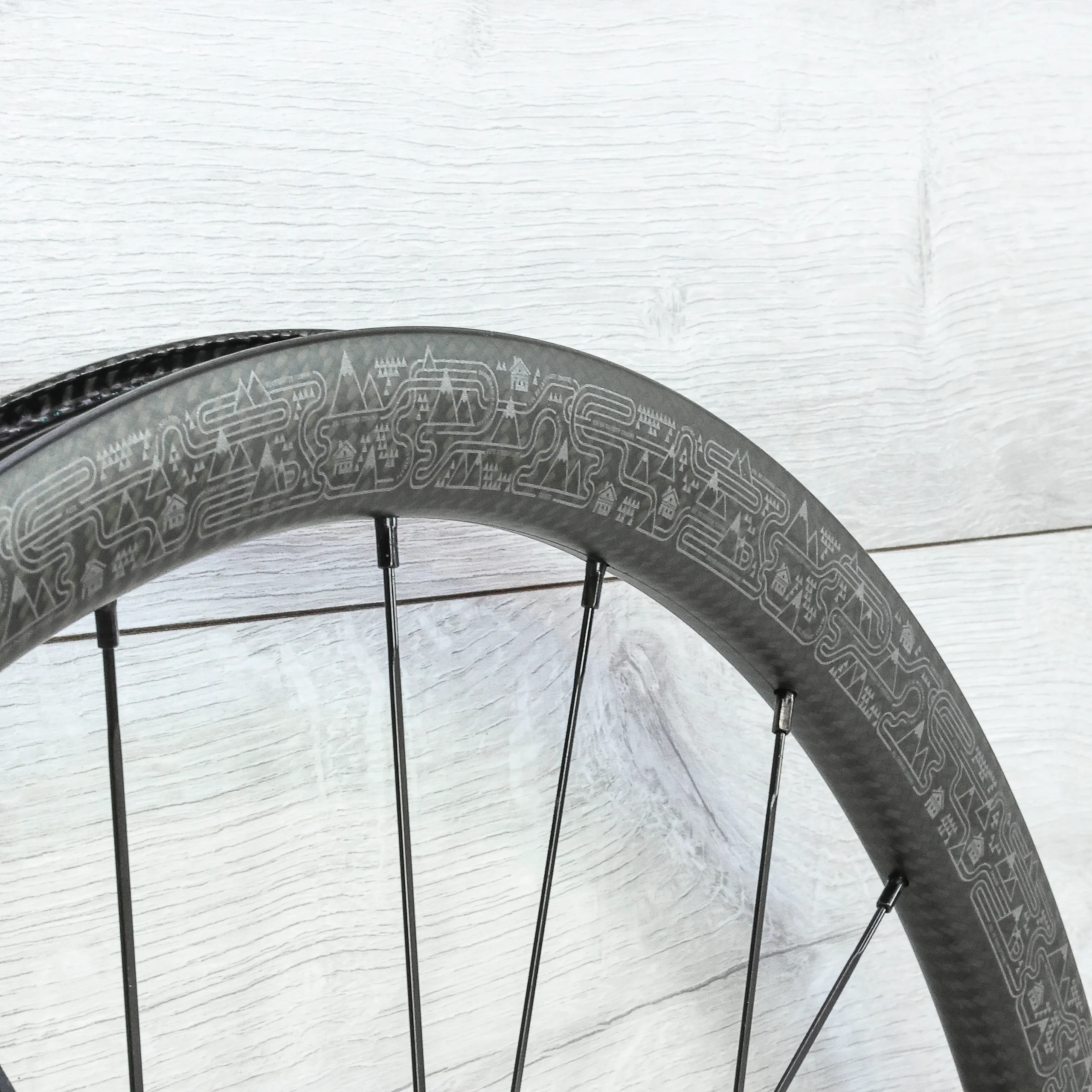Mavic Ksyrium Pro TDF Edition Carbon Disc Wheelset - 700c, Center Lock, HG 11-Speed - Image 14