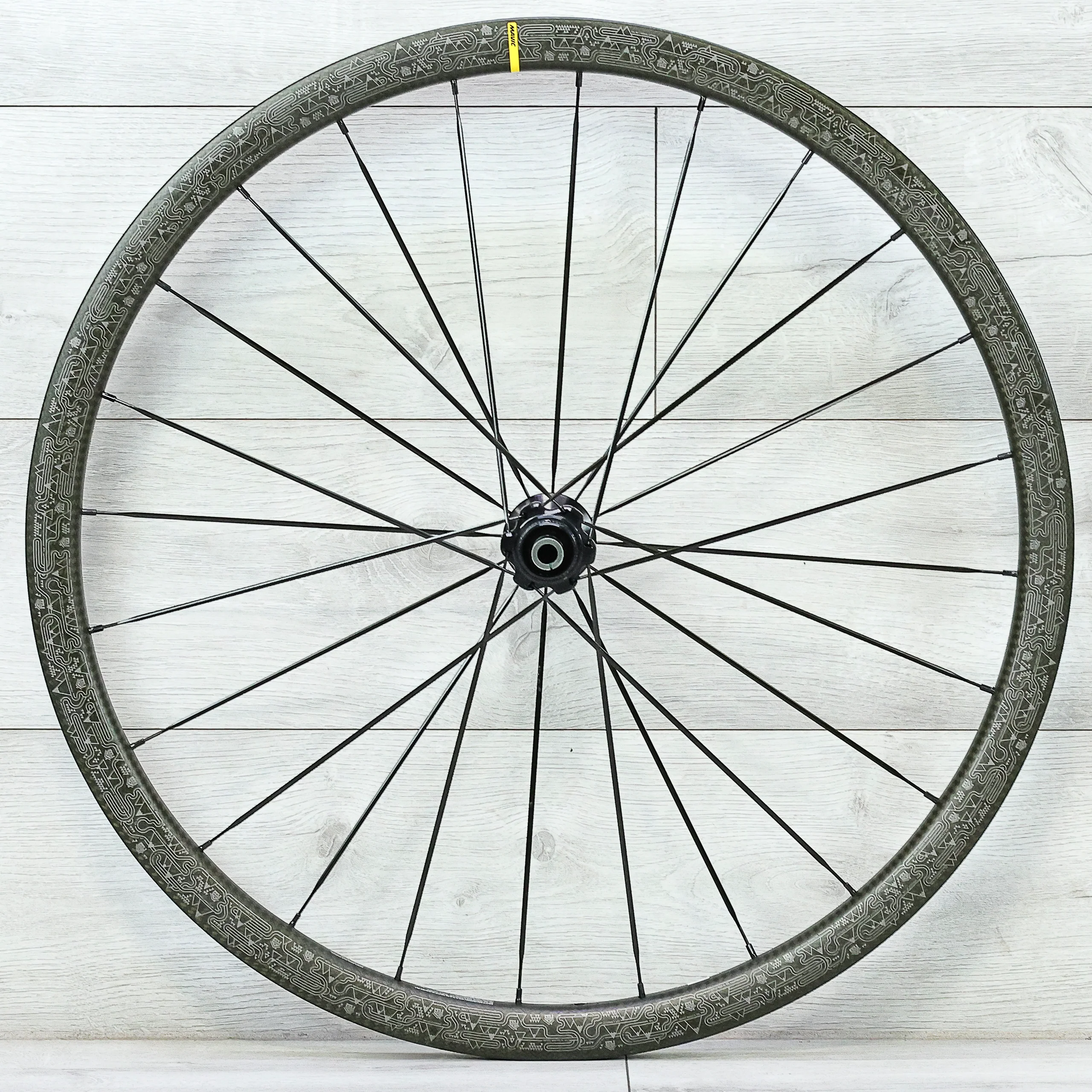 Mavic Ksyrium Pro TDF Edition Carbon Disc Wheelset - 700c, Center Lock, HG 11-Speed - Image 7