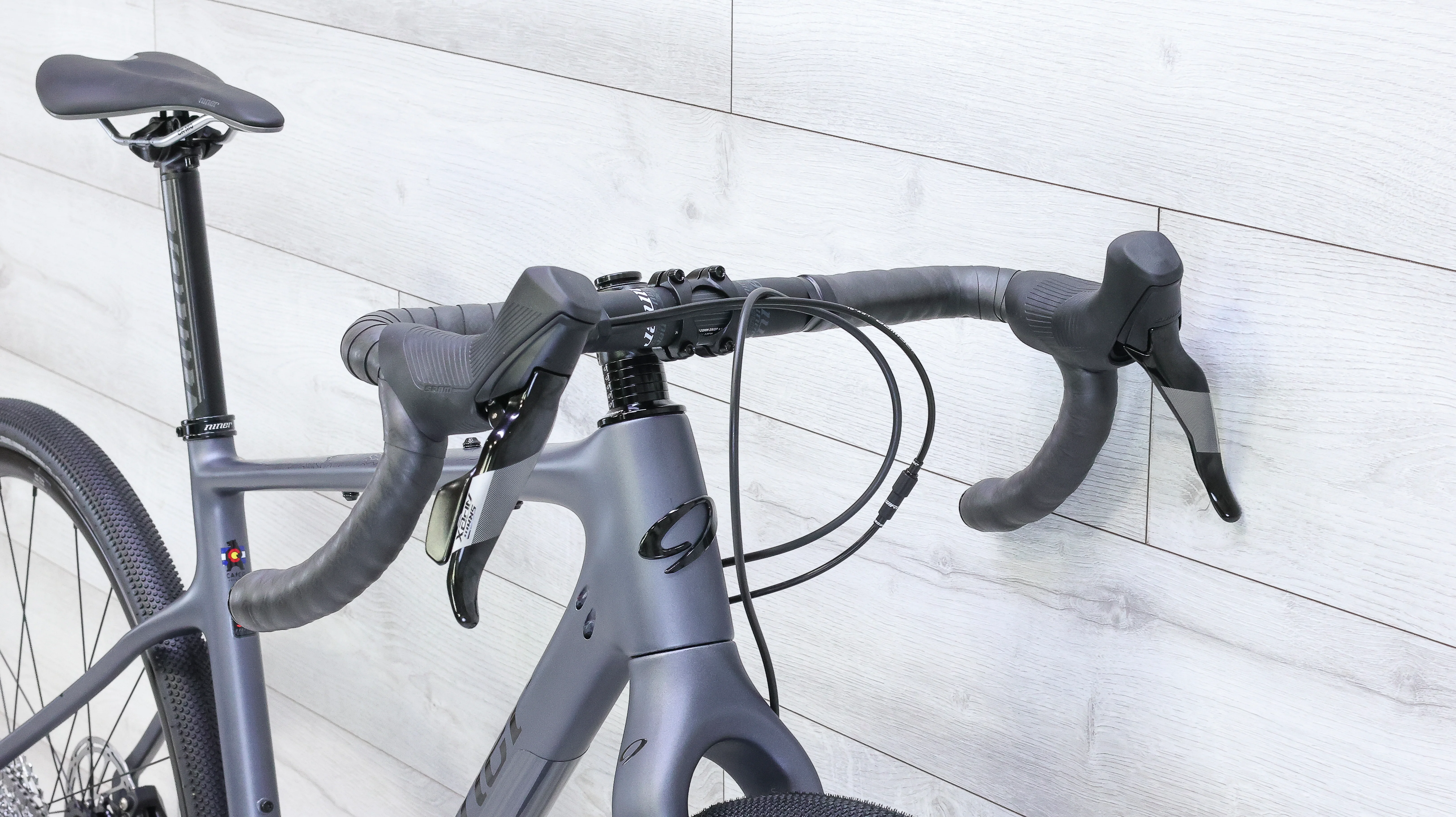 Niner ORE 9 RDO - 2 Star Apex XPLR Gravel Bike - Magnetic Grey - Image 10