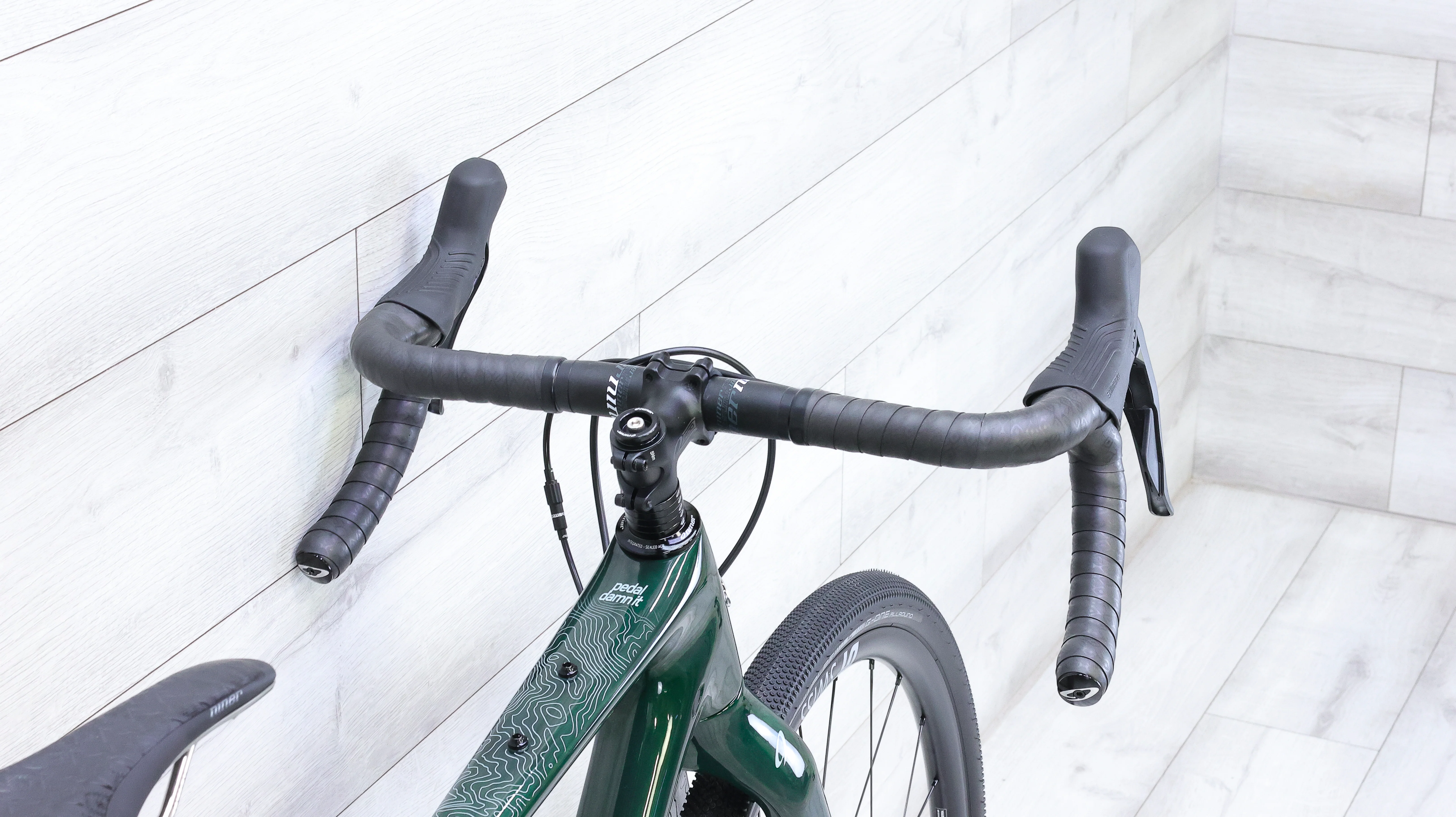 Niner ORE 9 RDO - 4 Star Shimano GRX 800 Gravel Bike - Transparent Green - Image 8